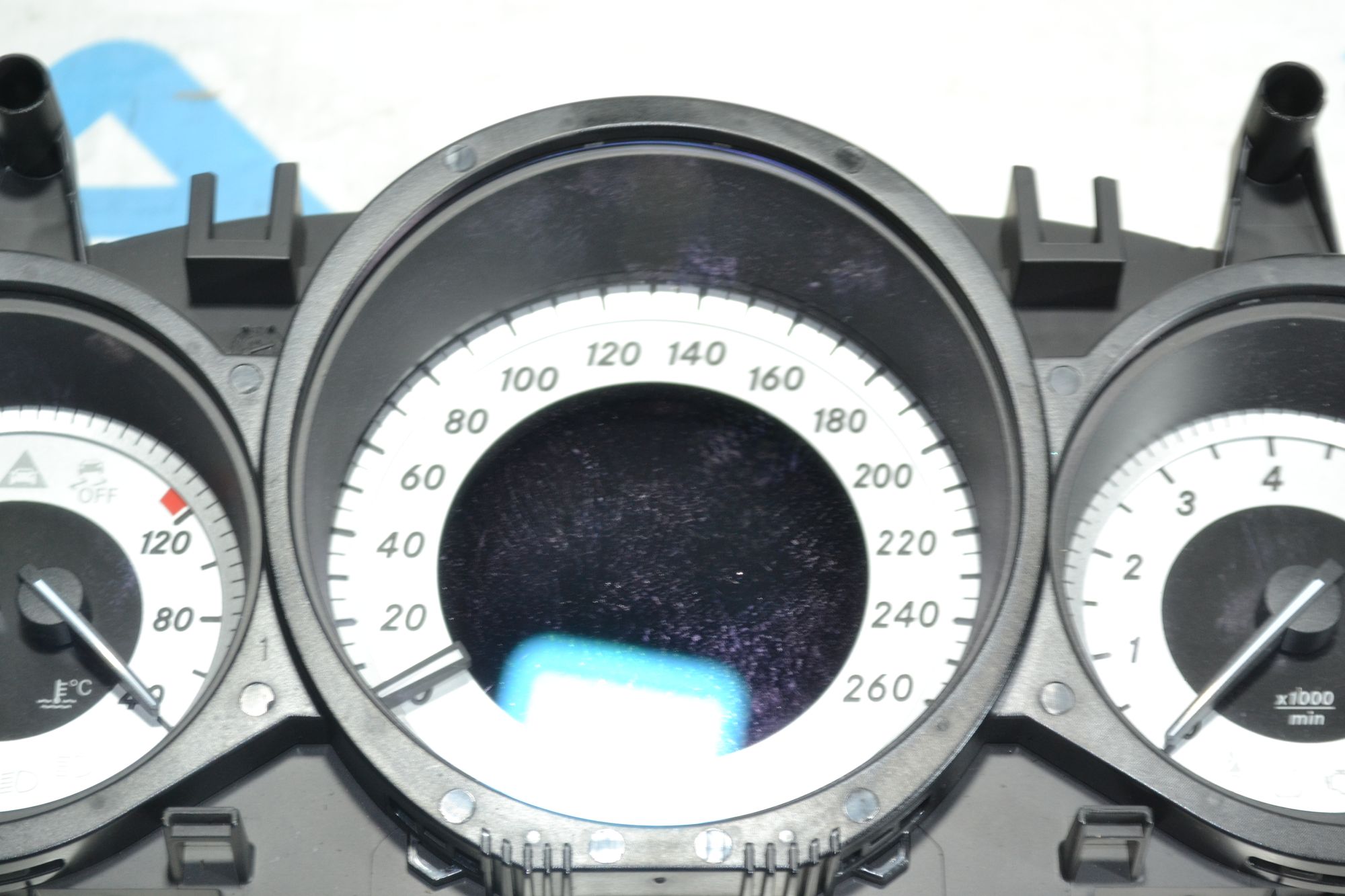 https://ycs.partsauto.market/partsauto-images/thmbs/userImages/b7628e092085f1f91467af1afb6e7630/part/02136e49-9bed-49bd-bdef-708ce0104db7_1780989794804.jpg