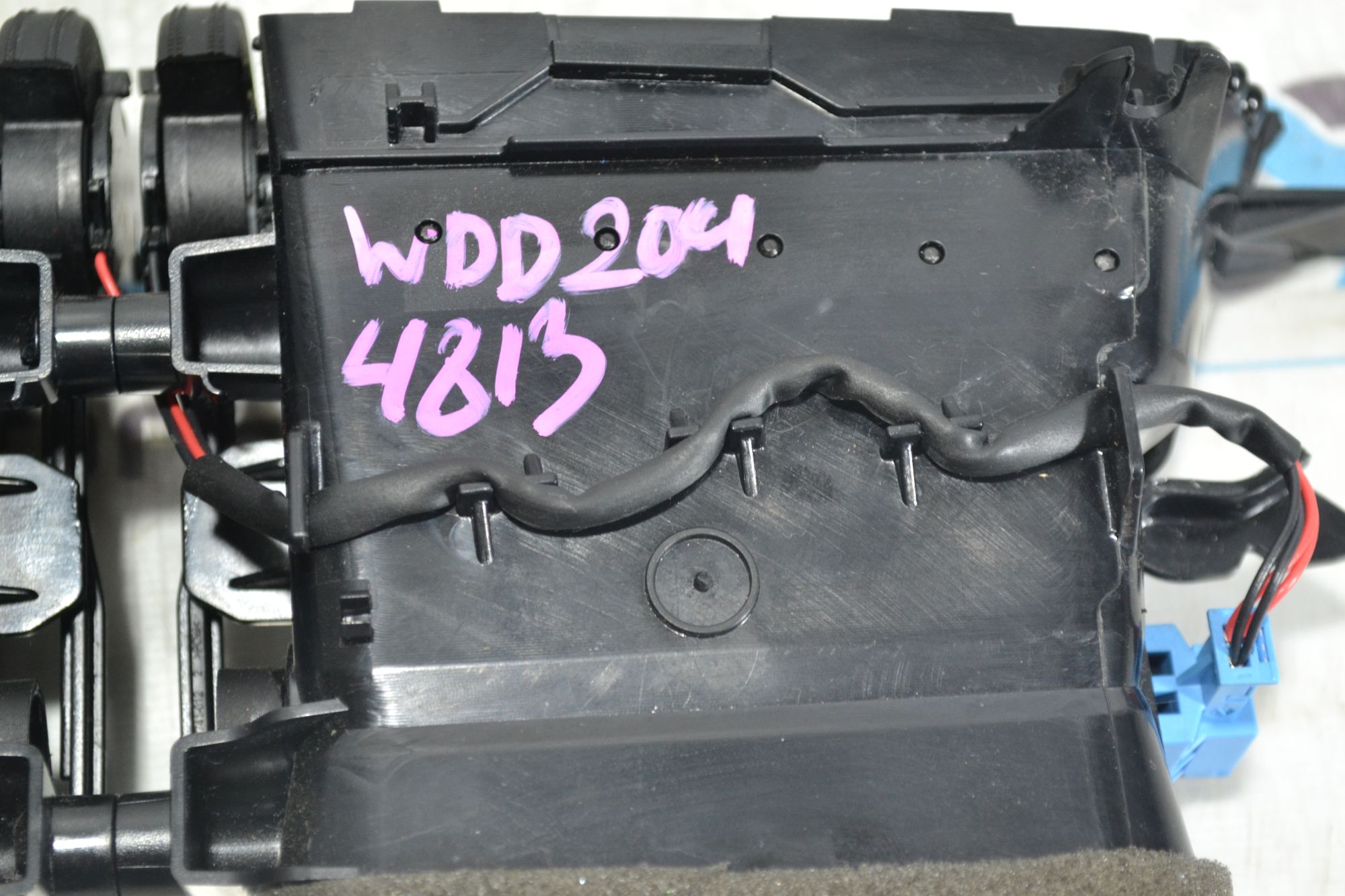 https://ycs.partsauto.market/partsauto-images/thmbs/userImages/b7628e092085f1f91467af1afb6e7630/part/0223b528-8302-4326-a740-d385f94ac56b_1780473178471.jpg