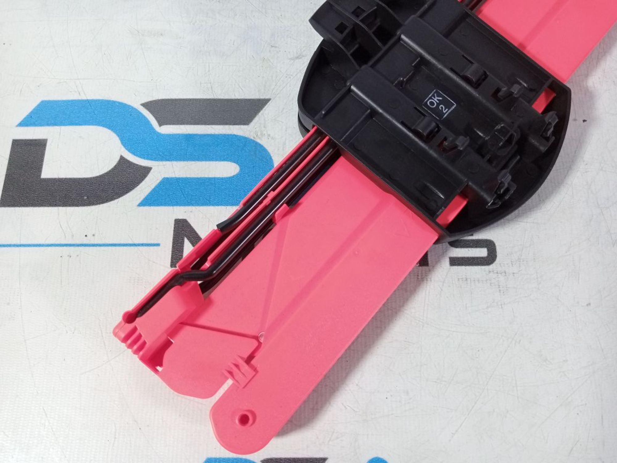 https://ycs.partsauto.market/partsauto-images/thmbs/userImages/b7628e092085f1f91467af1afb6e7630/part/023f6ad0-bc43-4de0-af73-61dd79b4ef10_1742647116817.jpg