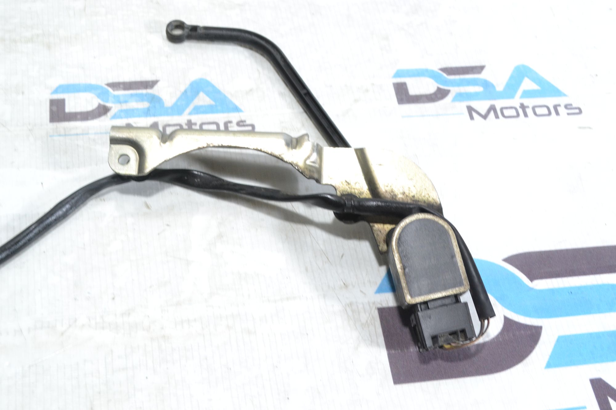 https://ycs.partsauto.market/partsauto-images/thmbs/userImages/b7628e092085f1f91467af1afb6e7630/part/02d3ccf4-e36b-4951-9876-d70627be0d22_1781004524690.jpg