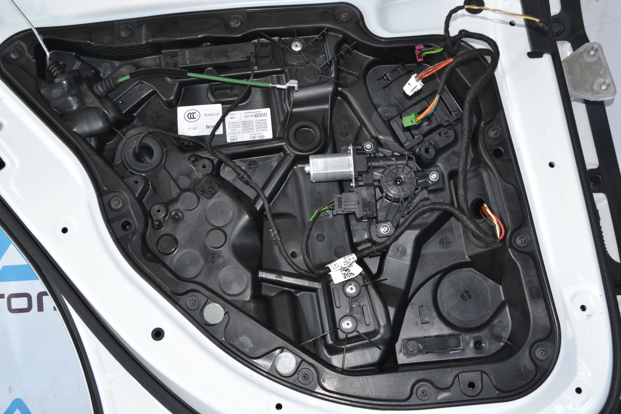 https://ycs.partsauto.market/partsauto-images/thmbs/userImages/b7628e092085f1f91467af1afb6e7630/part/02df9c31-b7d9-470e-8392-c3f27ab0386e_1782908729226.jpg
