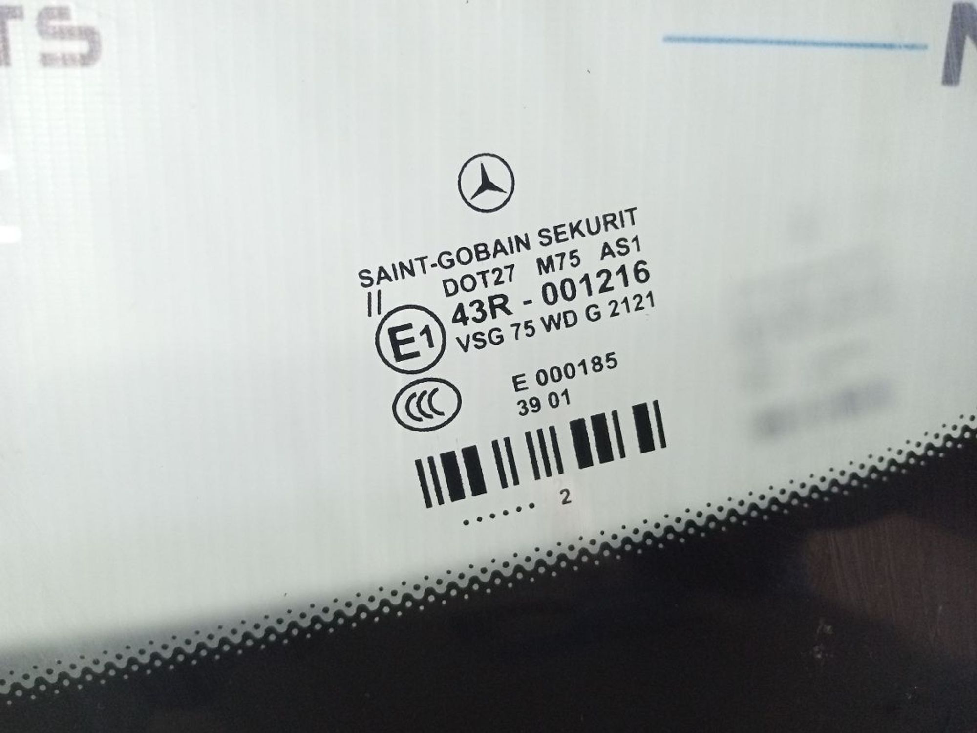 https://ycs.partsauto.market/partsauto-images/thmbs/userImages/b7628e092085f1f91467af1afb6e7630/part/039e24a8-0e4f-4eca-98f1-d43ebb980234_1740904173870.jpg