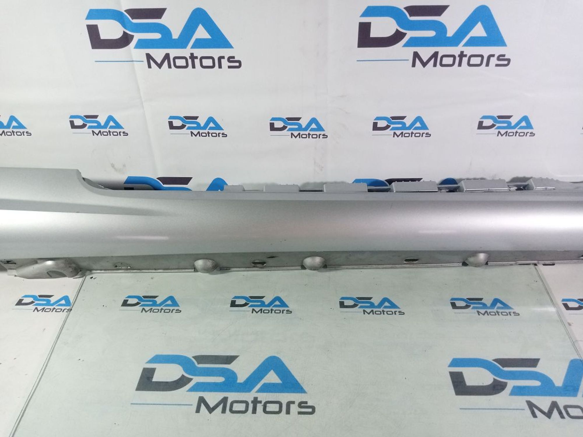 https://ycs.partsauto.market/partsauto-images/thmbs/userImages/b7628e092085f1f91467af1afb6e7630/part/03f202d3-dee3-41b1-b921-4cdd56398f05_1744112253148.jpg