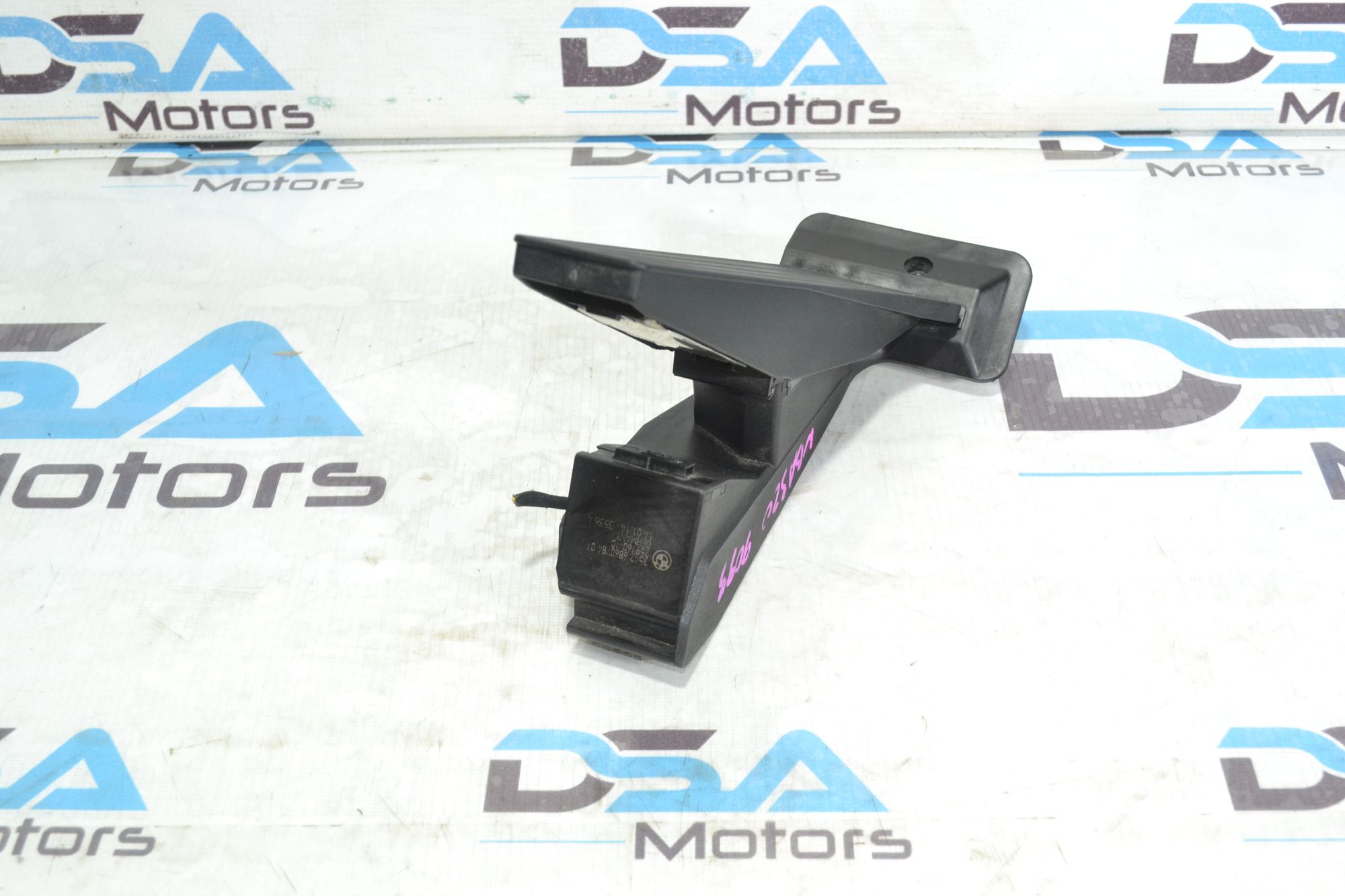 https://ycs.partsauto.market/partsauto-images/thmbs/userImages/b7628e092085f1f91467af1afb6e7630/part/03fadc6b-53c6-41ff-863f-a5411909760d_1781159880780.jpg