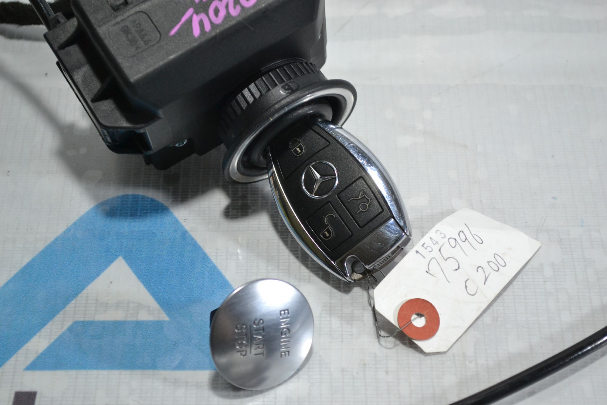 Замок зажигания Mercedes C W204/W212/W207 из Японии, 7900 рублей, Кореновск