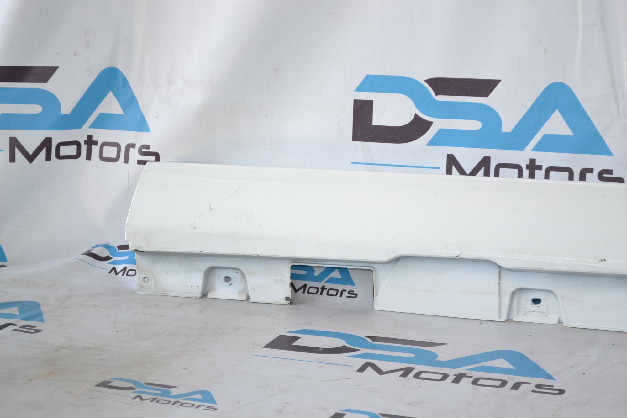 https://ycs.partsauto.market/partsauto-images/thmbs/userImages/b7628e092085f1f91467af1afb6e7630/part/0489a513-af14-49da-abd2-e94fb9d8d467_1784706557740.jpg
