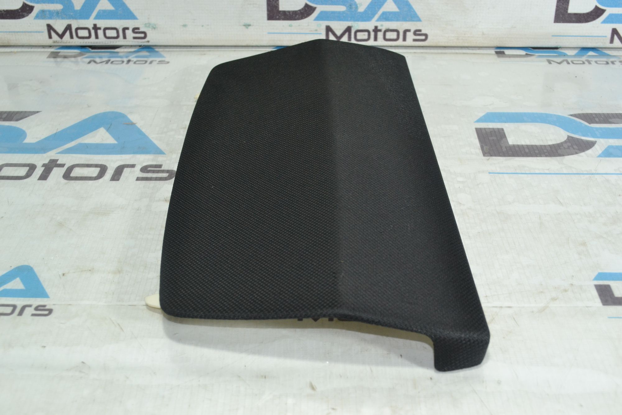 https://ycs.partsauto.market/partsauto-images/thmbs/userImages/b7628e092085f1f91467af1afb6e7630/part/0490965b-acfc-4ff4-8be6-52d6c6381f70_1781073211761.jpg