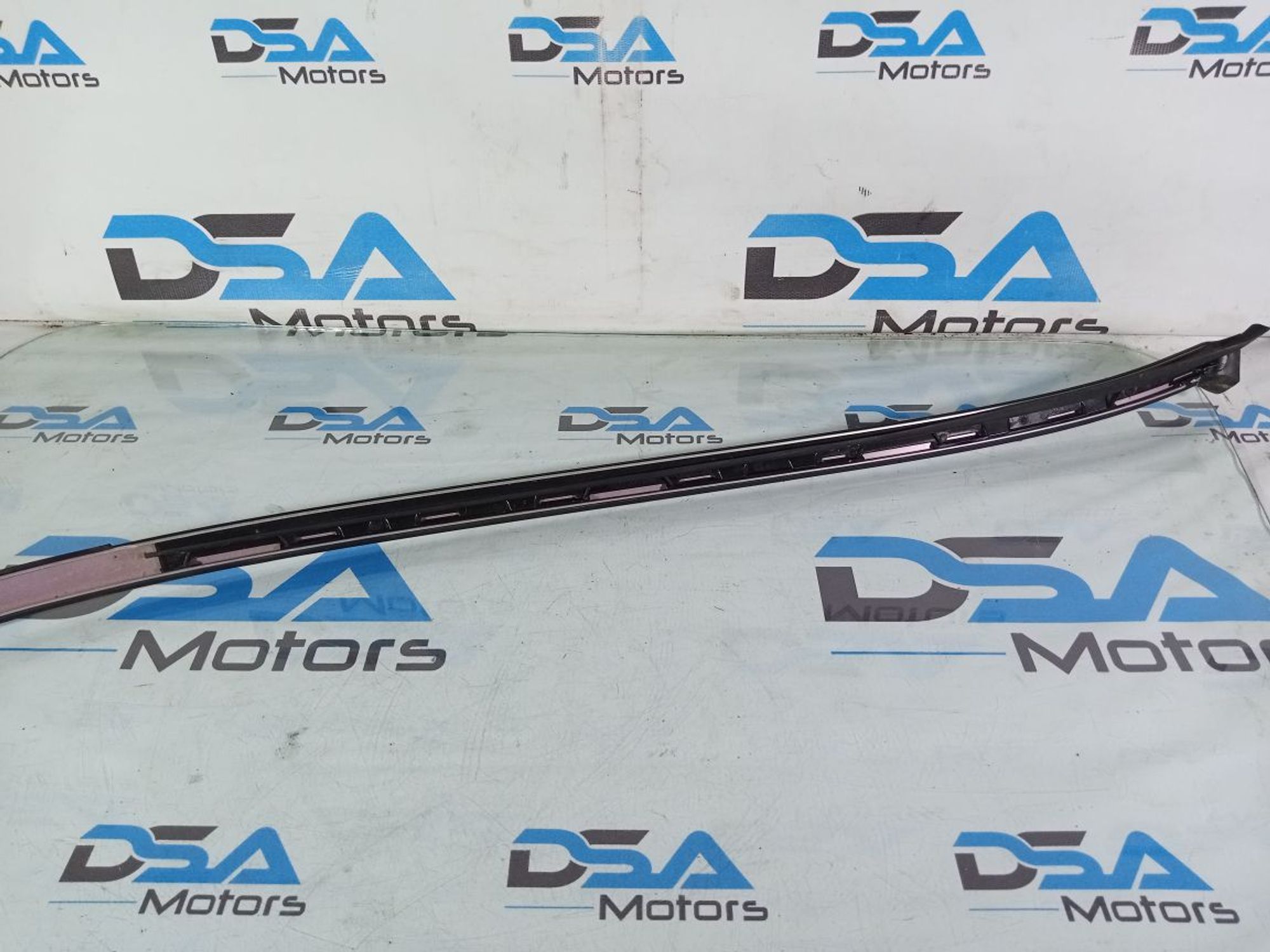 https://ycs.partsauto.market/partsauto-images/thmbs/userImages/b7628e092085f1f91467af1afb6e7630/part/04d2cb5d-f6f6-42a7-a01f-2848fc630596_1738066316287.jpg
