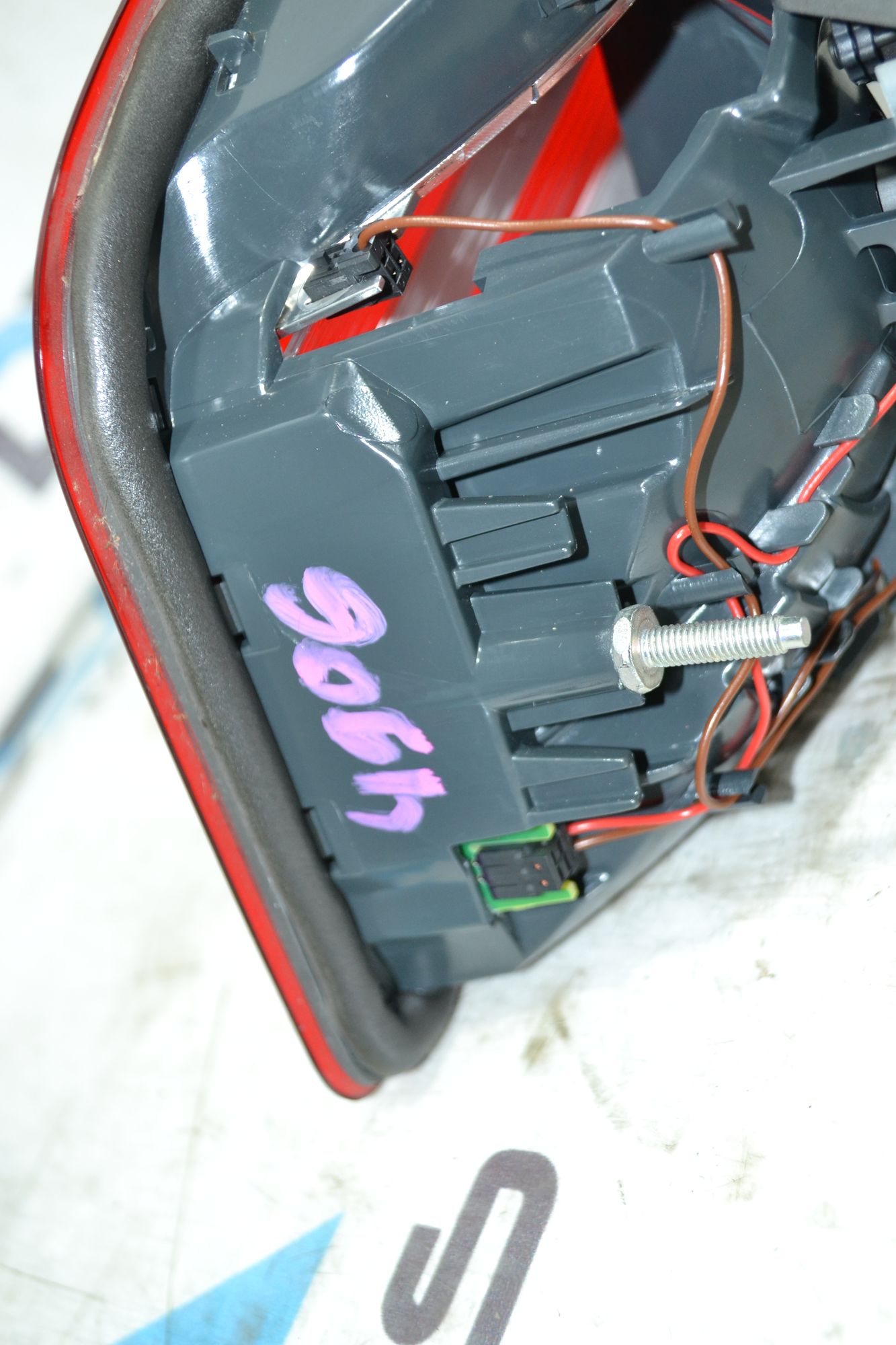 https://ycs.partsauto.market/partsauto-images/thmbs/userImages/b7628e092085f1f91467af1afb6e7630/part/04eae063-42d6-4f08-ac74-c63601b46deb_1784292761266.jpg