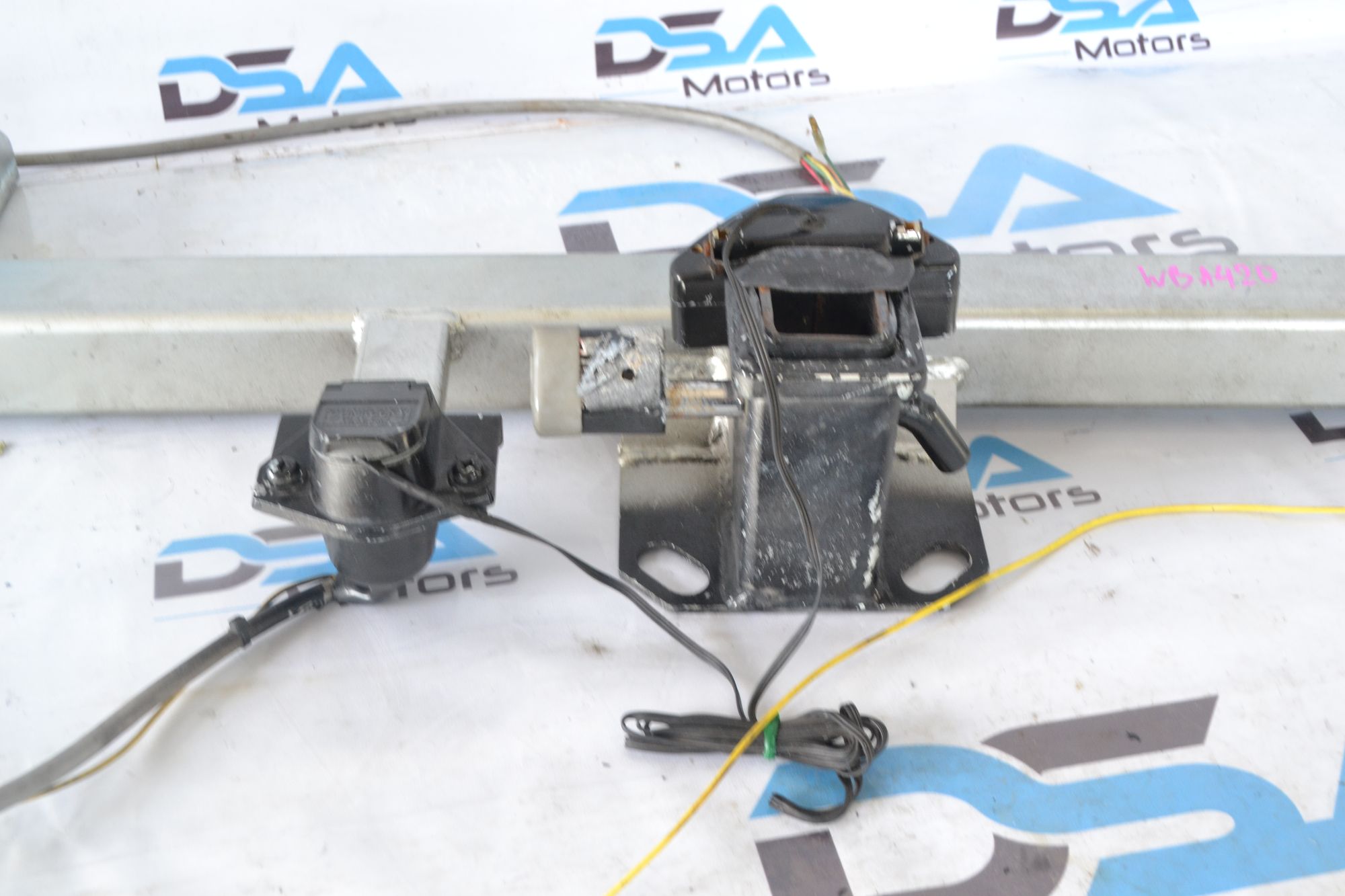 https://ycs.partsauto.market/partsauto-images/thmbs/userImages/b7628e092085f1f91467af1afb6e7630/part/0503d694-10d3-442e-aee3-e900f7a5ba90_1781519966496.jpg