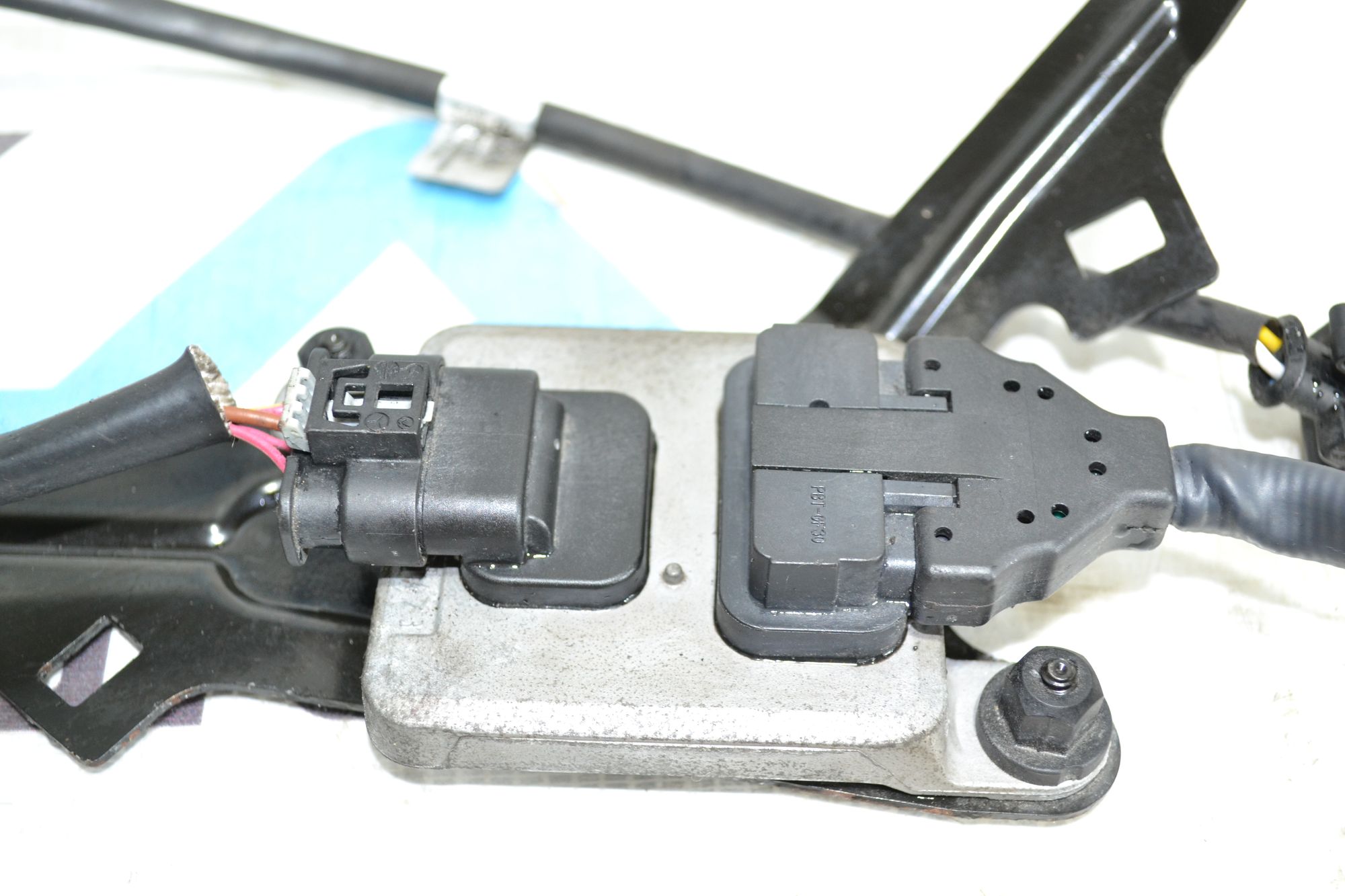 https://ycs.partsauto.market/partsauto-images/thmbs/userImages/b7628e092085f1f91467af1afb6e7630/part/052499f3-3a4f-4f5a-a0f8-e87a08bf585b_1785766589985.jpg