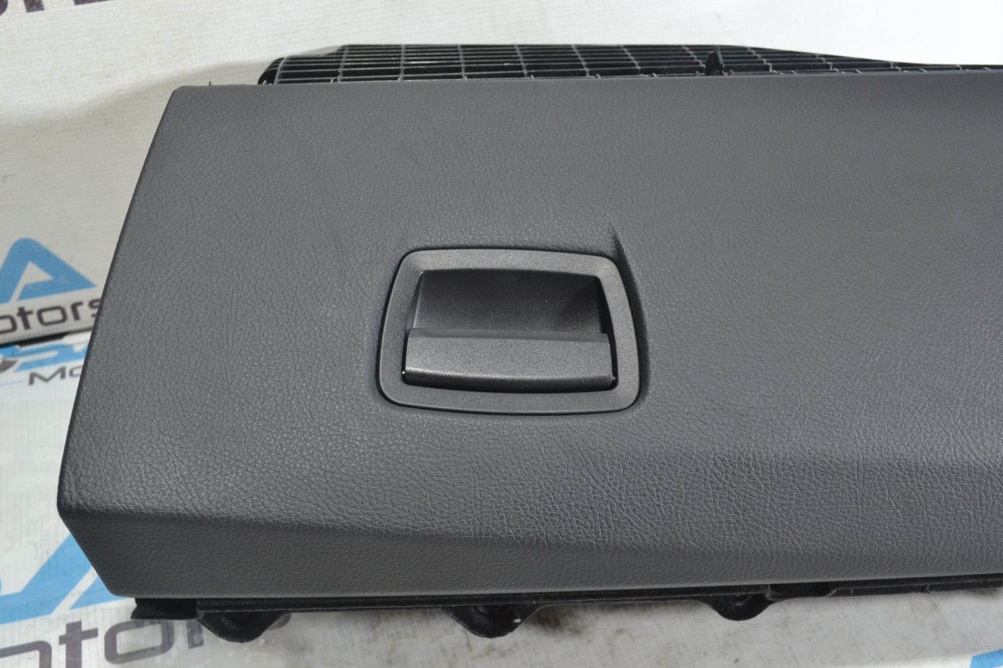 https://ycs.partsauto.market/partsauto-images/thmbs/userImages/b7628e092085f1f91467af1afb6e7630/part/053fc198-d6d1-43ee-8c9d-a20687ccbacb_1781160210364.jpg