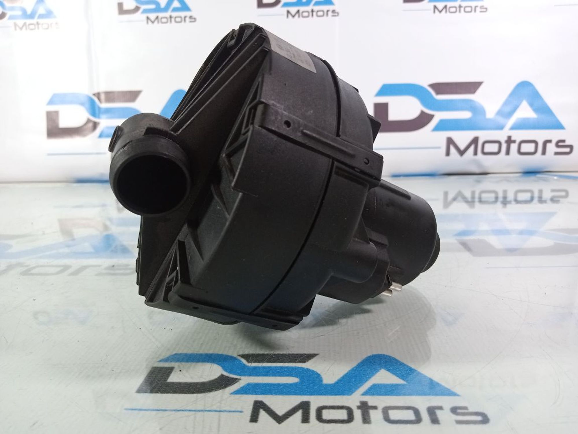 https://ycs.partsauto.market/partsauto-images/thmbs/userImages/b7628e092085f1f91467af1afb6e7630/part/05571da0-eedb-482a-897f-df67216dfbfd_1740218357073.jpg