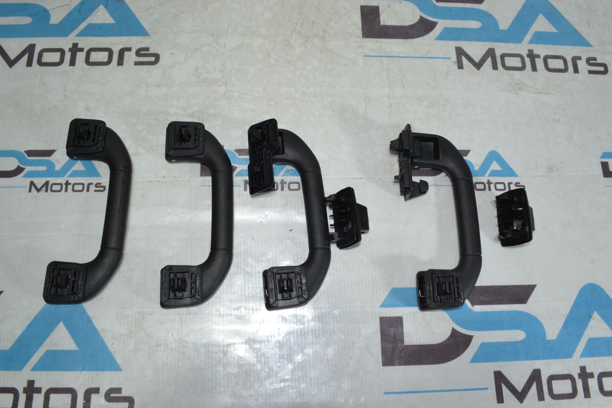 https://ycs.partsauto.market/partsauto-images/thmbs/userImages/b7628e092085f1f91467af1afb6e7630/part/0561d8cd-5e9b-4e03-b7c8-6365843baf10_1779860173593.jpg