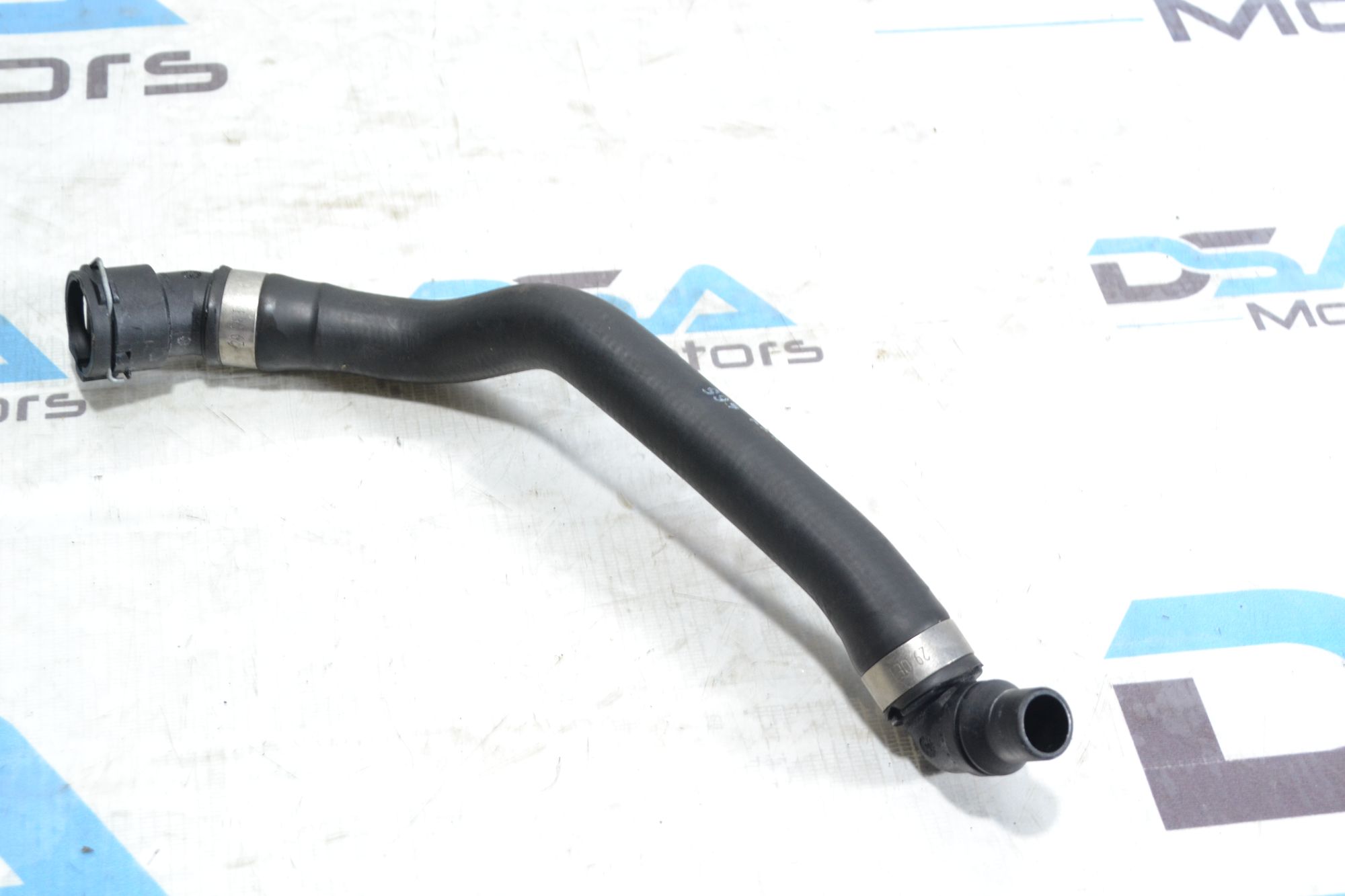 https://ycs.partsauto.market/partsauto-images/thmbs/userImages/b7628e092085f1f91467af1afb6e7630/part/05933630-b5f1-4b7a-8cd4-d1dd4efbd42a_1780559569475.jpg