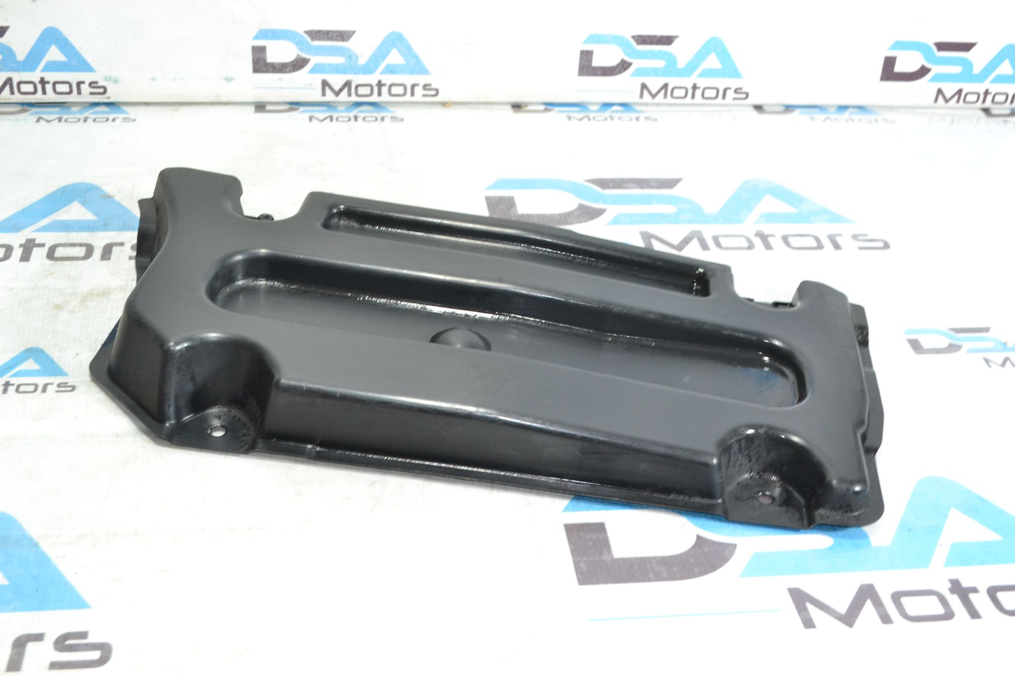 https://ycs.partsauto.market/partsauto-images/thmbs/userImages/b7628e092085f1f91467af1afb6e7630/part/05ab504e-ab7c-4c55-9465-c07d1707986e_1781609821708.jpg