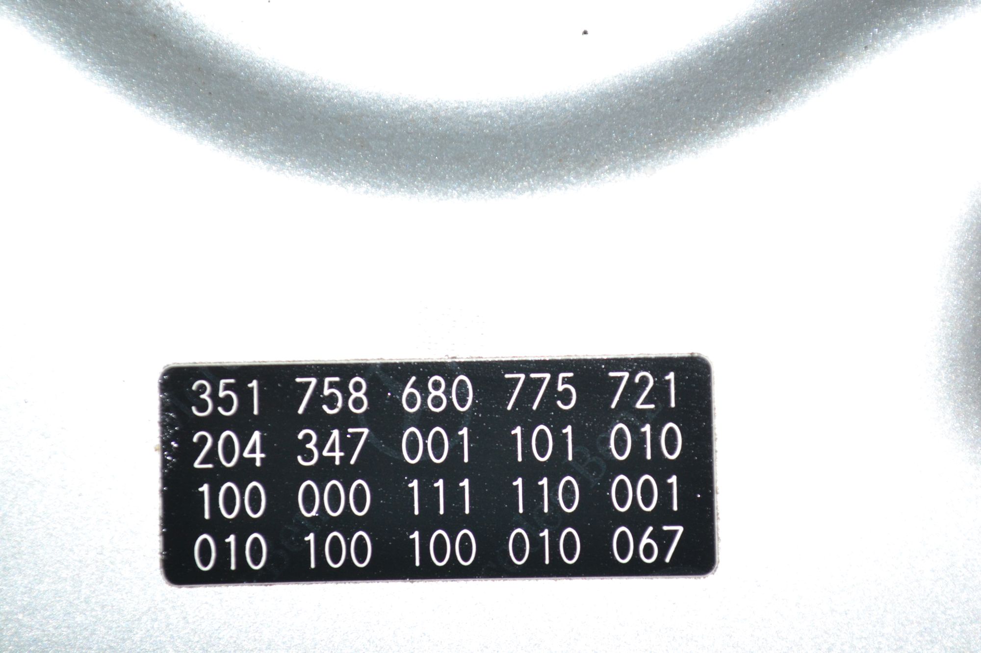 https://ycs.partsauto.market/partsauto-images/thmbs/userImages/b7628e092085f1f91467af1afb6e7630/part/061bae71-dfc9-41d8-88e8-f0cd899bf2e9_1784285392718.jpg