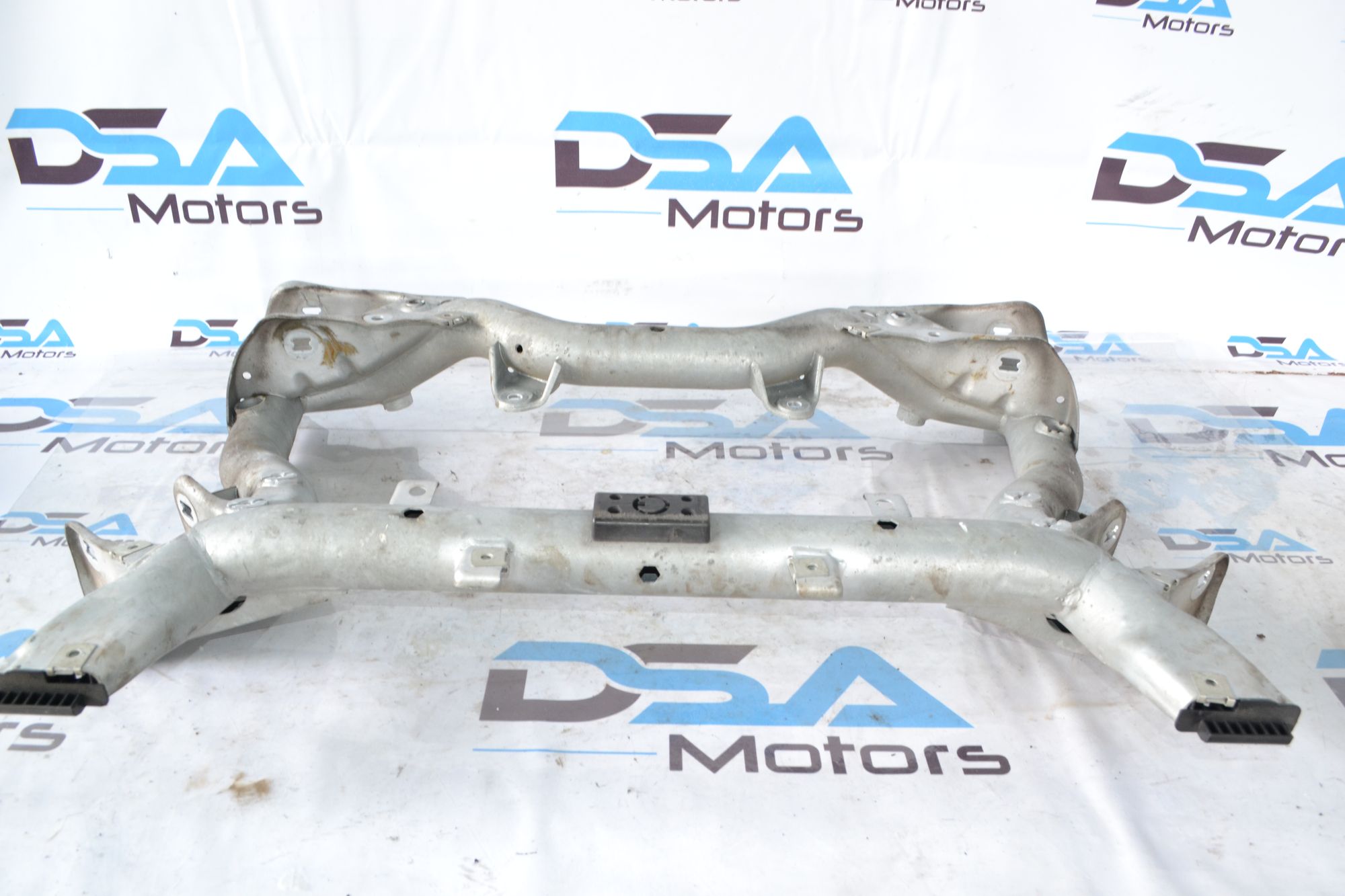 https://ycs.partsauto.market/partsauto-images/thmbs/userImages/b7628e092085f1f91467af1afb6e7630/part/06274313-36d0-420c-97e7-26a308de4a1a_1781614581103.jpg
