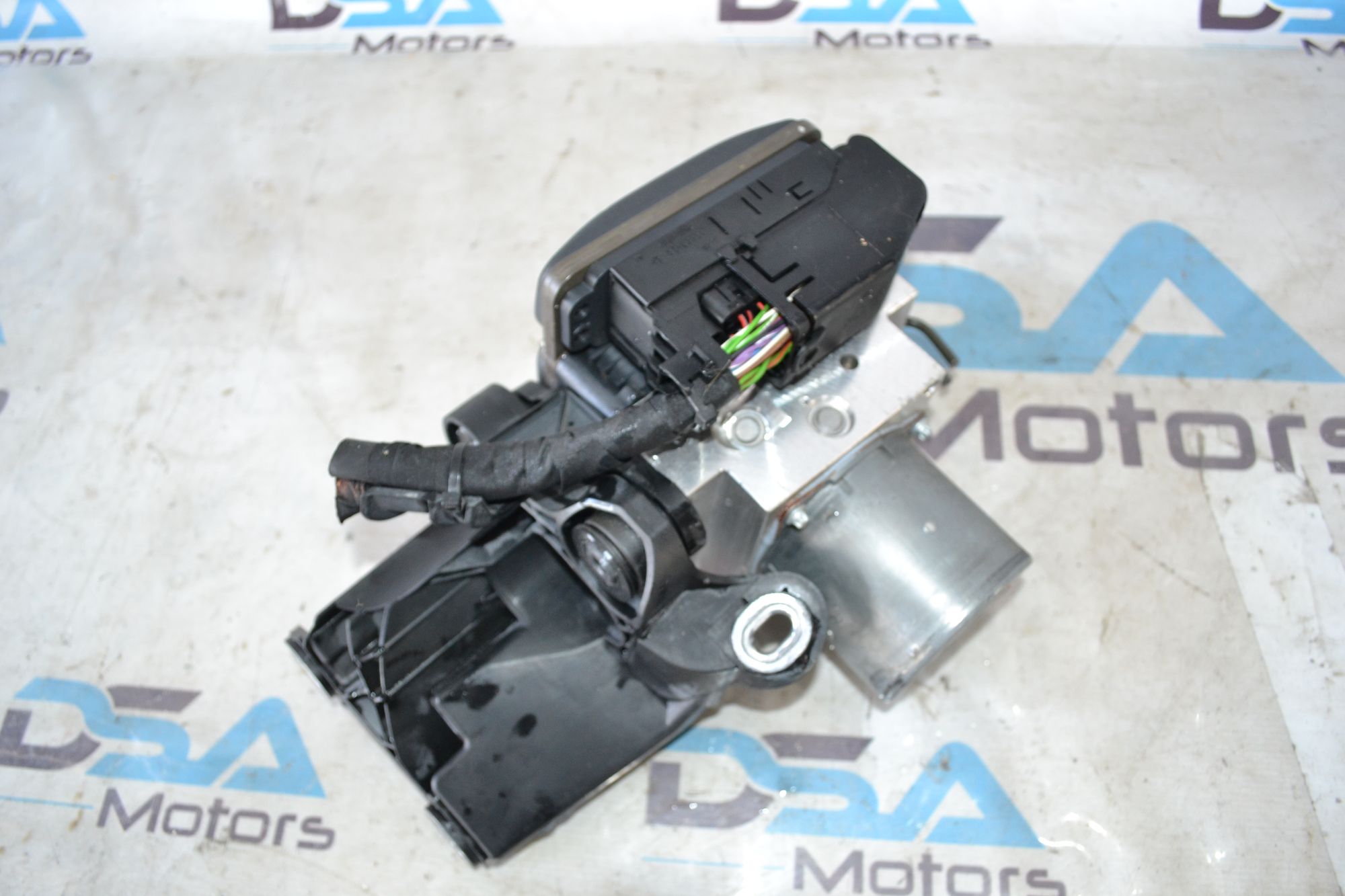 https://ycs.partsauto.market/partsauto-images/thmbs/userImages/b7628e092085f1f91467af1afb6e7630/part/065f322f-fd3f-4c37-b405-ea1a28b72865_1785419864782.jpg