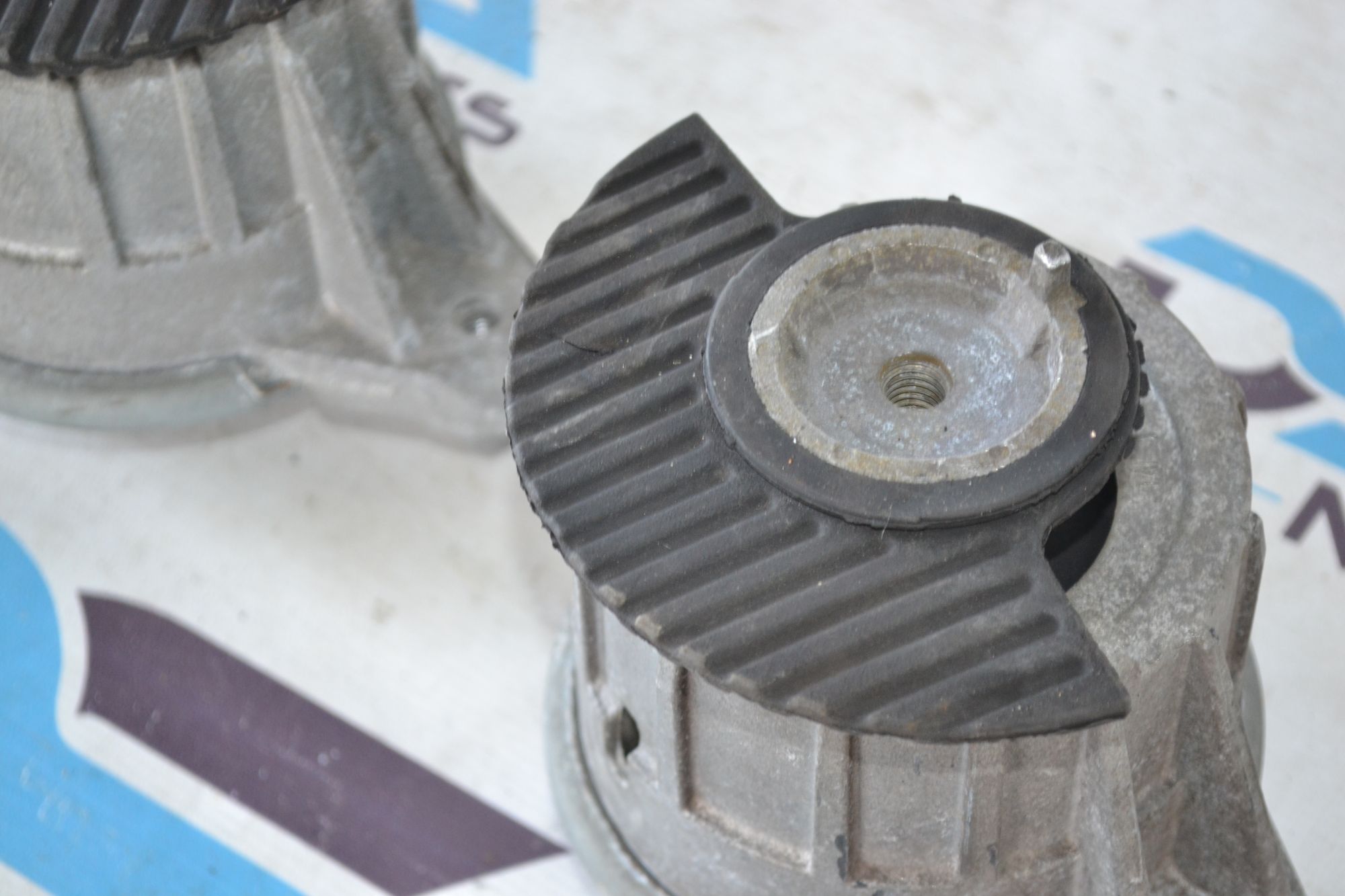 https://ycs.partsauto.market/partsauto-images/thmbs/userImages/b7628e092085f1f91467af1afb6e7630/part/069b651e-9bd6-4b19-b547-e35c77ba4e34_1785311813734.jpg