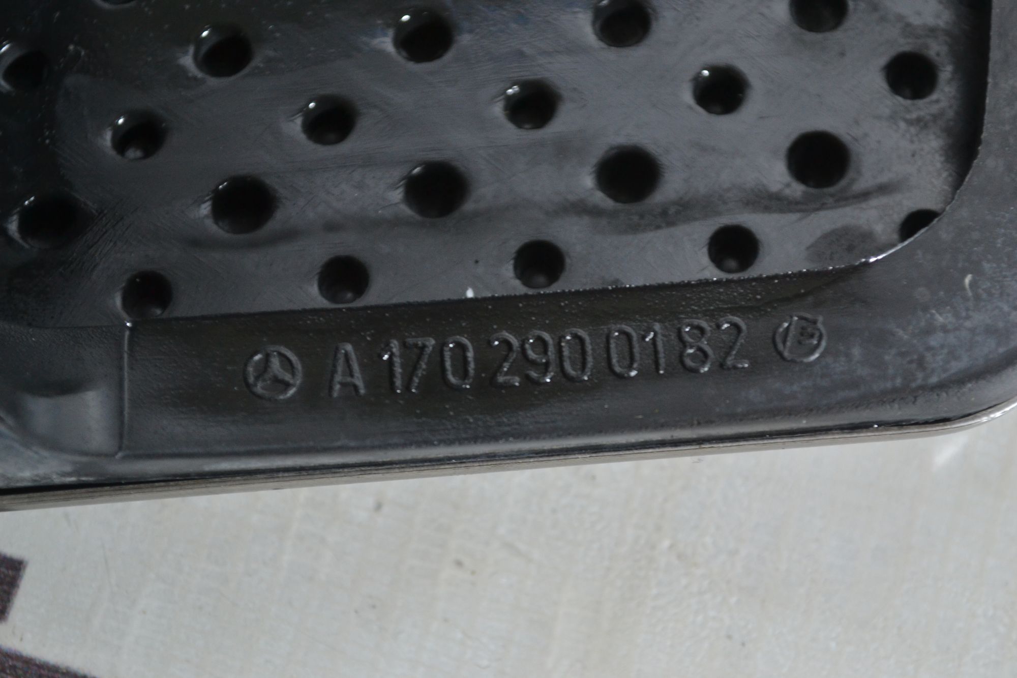 https://ycs.partsauto.market/partsauto-images/thmbs/userImages/b7628e092085f1f91467af1afb6e7630/part/06b89da4-2913-4e03-b570-555a707a1522_1780994483002.jpg