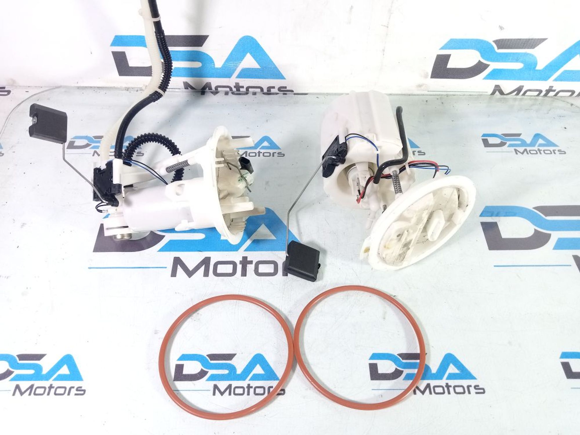 https://ycs.partsauto.market/partsauto-images/thmbs/userImages/b7628e092085f1f91467af1afb6e7630/part/06f98f75-eaa2-4bfa-95dd-90e8118b62d3_1735985430689.jpg