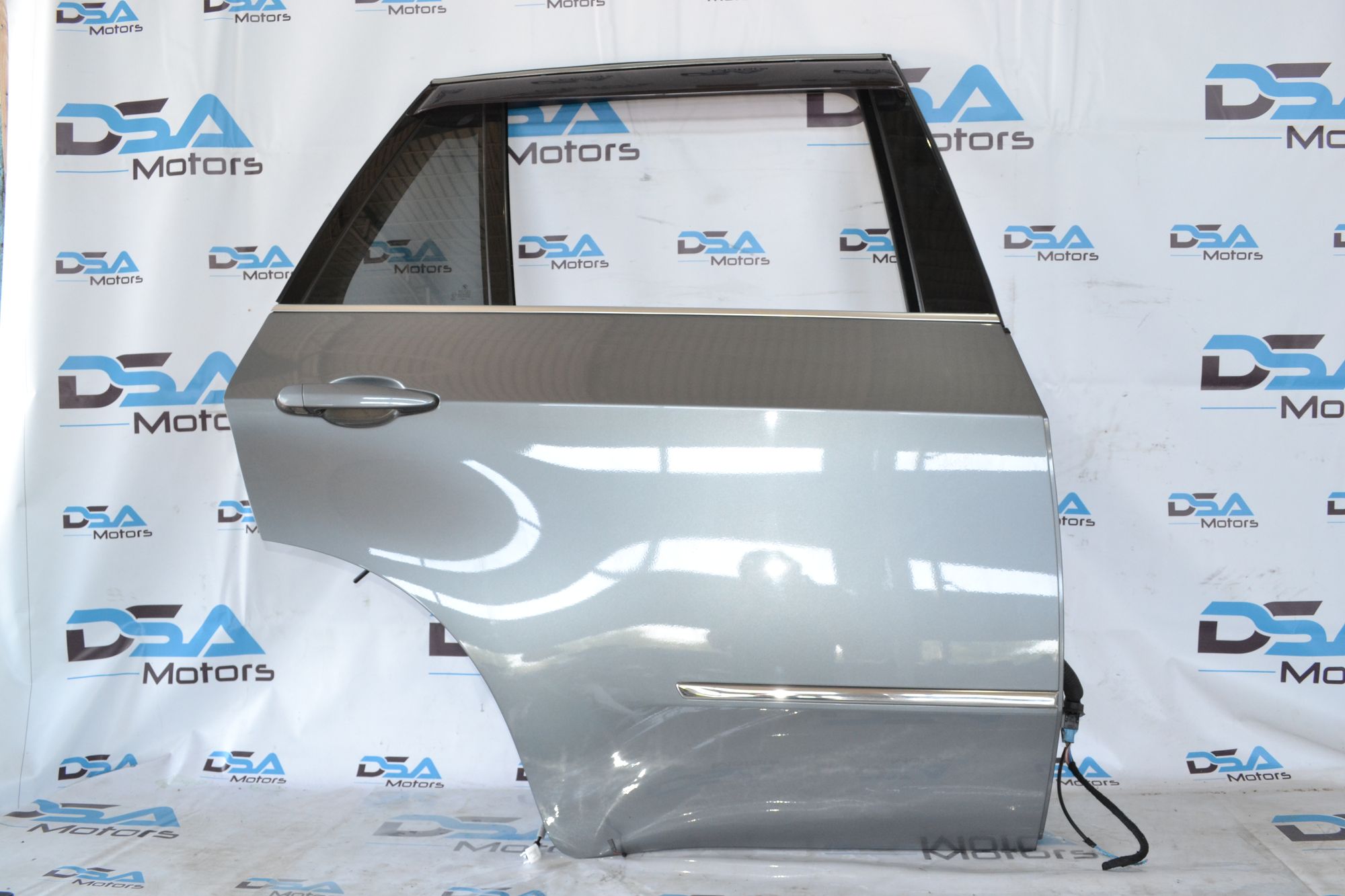 https://ycs.partsauto.market/partsauto-images/thmbs/userImages/b7628e092085f1f91467af1afb6e7630/part/06fb3321-c75a-44d2-9793-5e6565514169_1783075178483.jpg