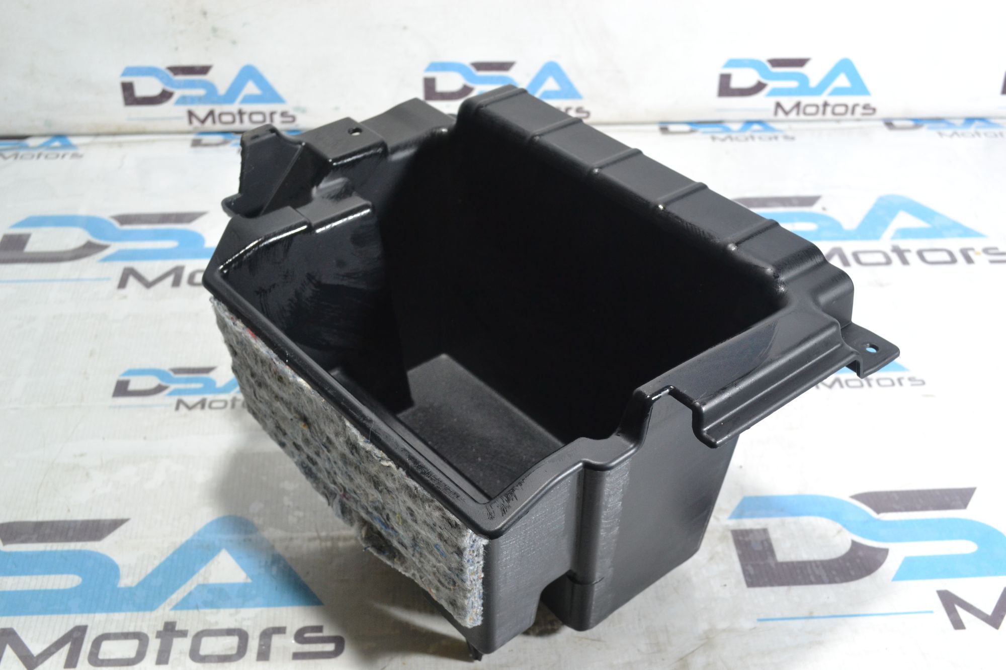 https://ycs.partsauto.market/partsauto-images/thmbs/userImages/b7628e092085f1f91467af1afb6e7630/part/070e8fd8-1a6d-4294-a753-095228cf9d1d_1781089637364.jpg