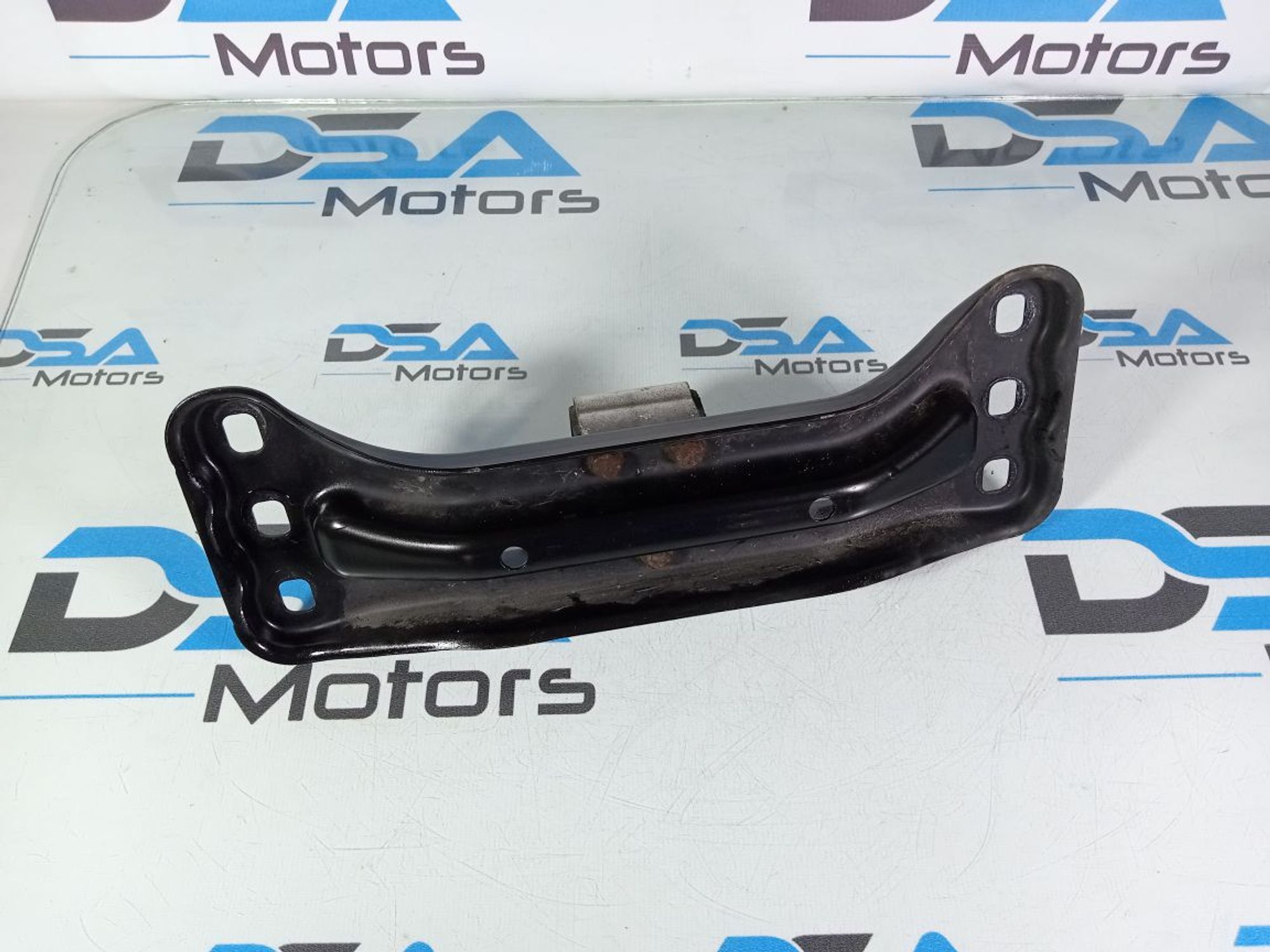 https://ycs.partsauto.market/partsauto-images/thmbs/userImages/b7628e092085f1f91467af1afb6e7630/part/0746e87e-2458-4f39-b1f2-ddfe689a1f10_1744739049577.jpg