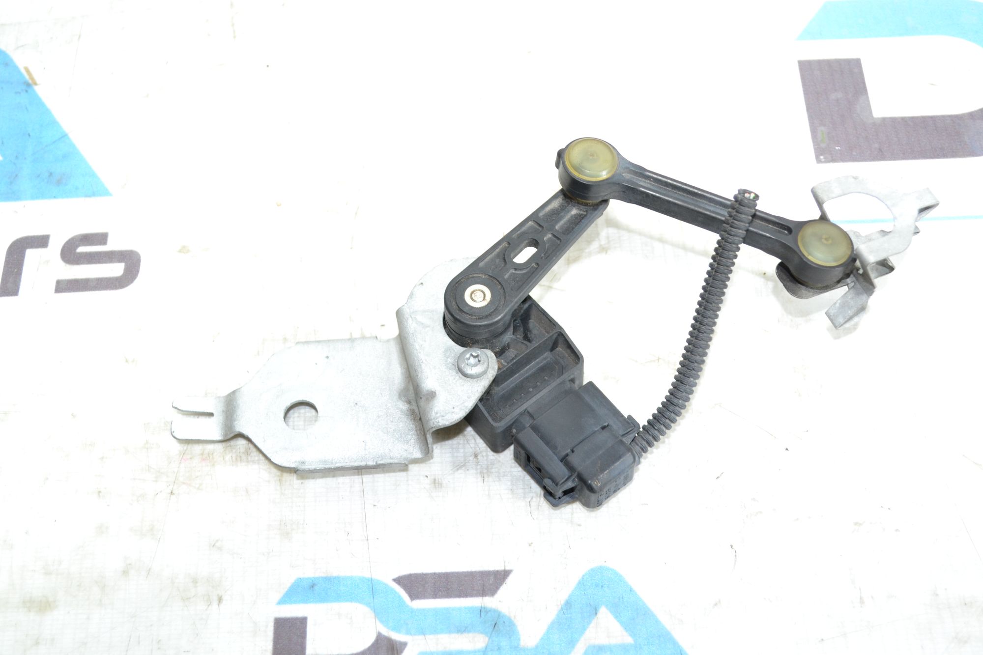 https://ycs.partsauto.market/partsauto-images/thmbs/userImages/b7628e092085f1f91467af1afb6e7630/part/074b36bd-af59-4ef7-99ee-b28475e83e71_1785736806092.jpg