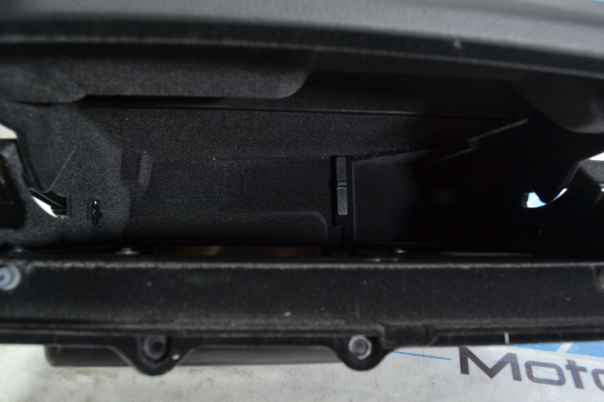 https://ycs.partsauto.market/partsauto-images/thmbs/userImages/b7628e092085f1f91467af1afb6e7630/part/075c2ee2-2e41-4912-ad0e-28d7339186b1_1781160209166.jpg