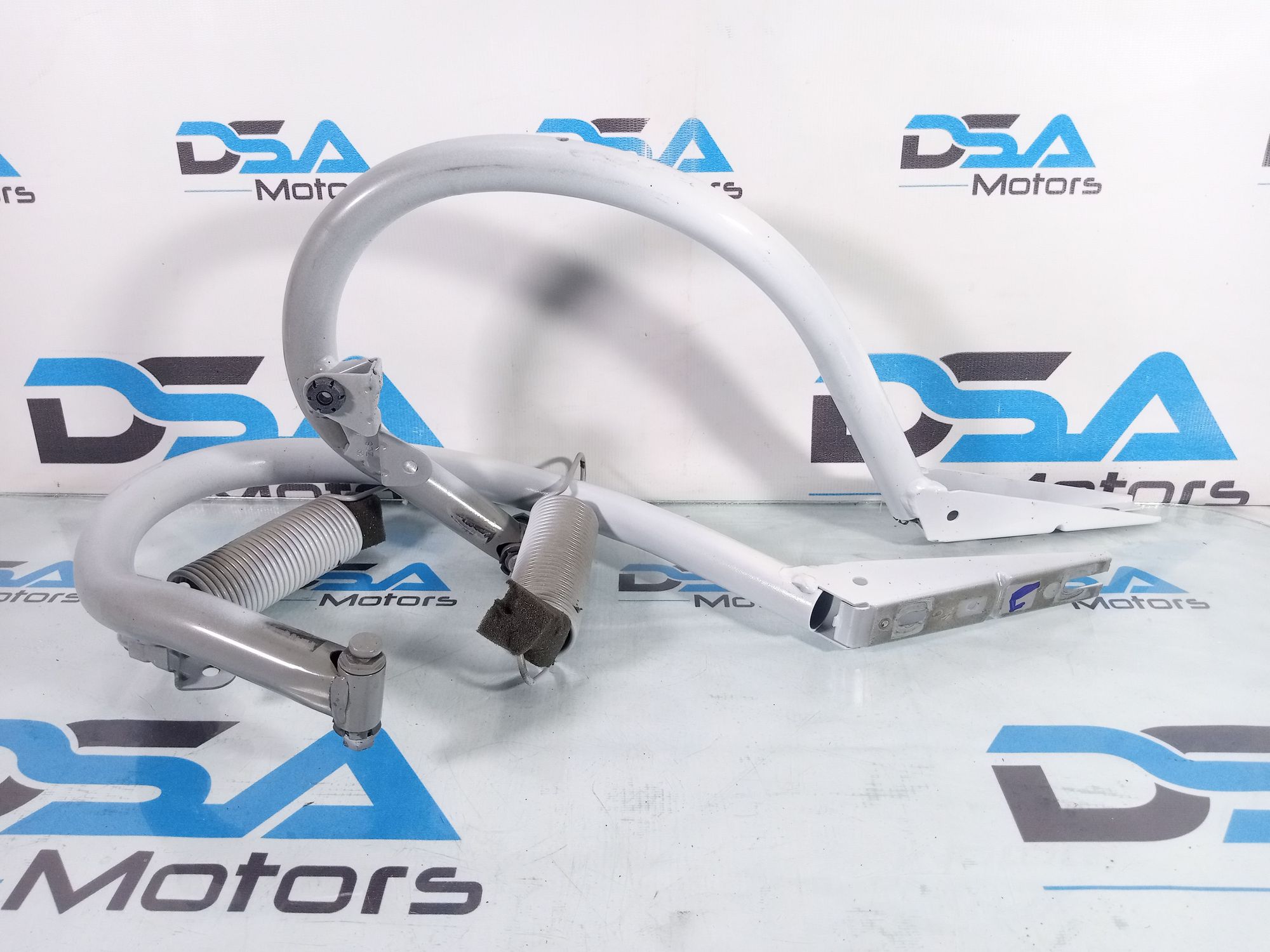 https://ycs.partsauto.market/partsauto-images/thmbs/userImages/b7628e092085f1f91467af1afb6e7630/part/07e6f770-543c-4971-80c9-731ac5f5de05_1719991478965.jpg