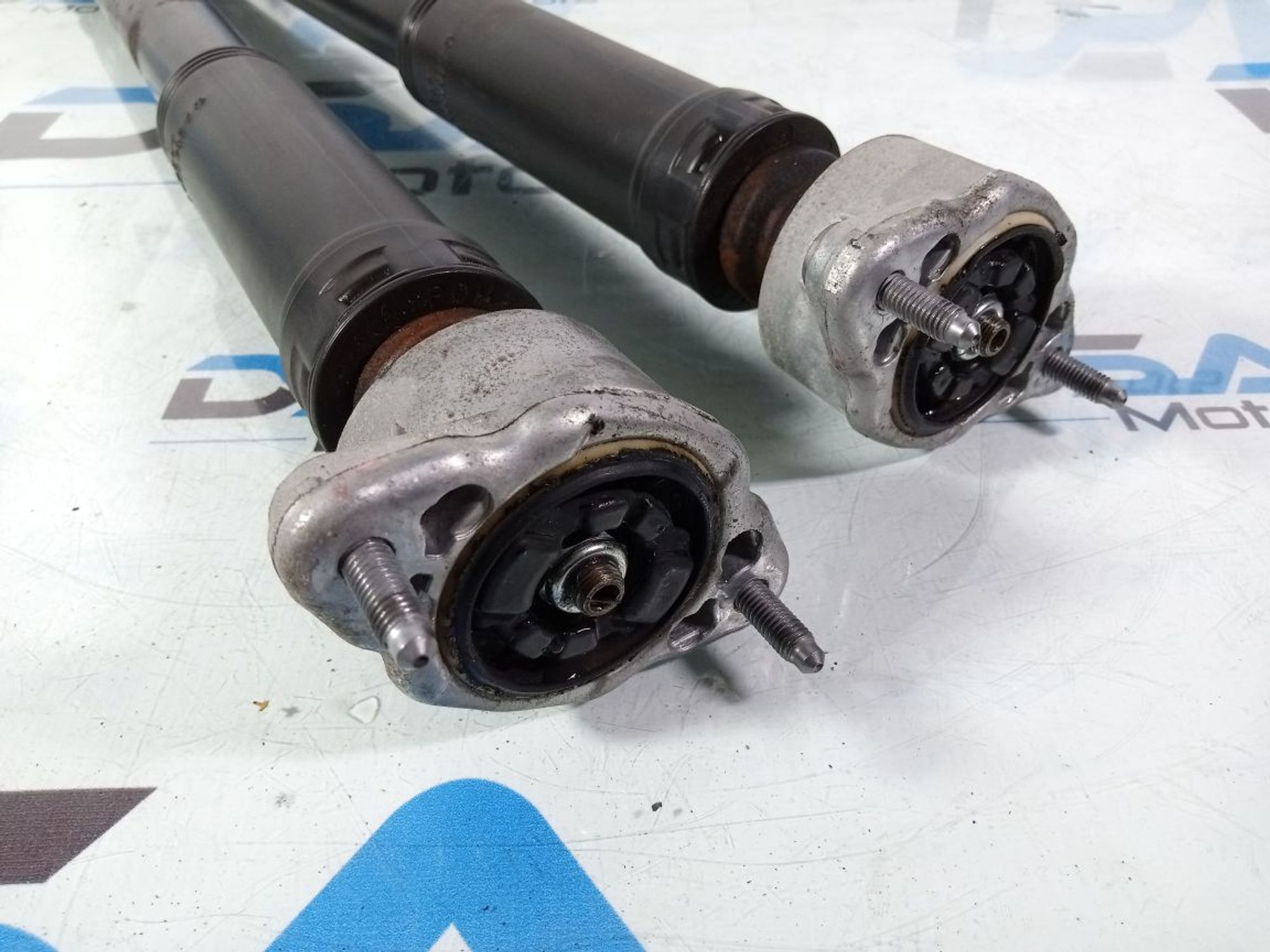 https://ycs.partsauto.market/partsauto-images/thmbs/userImages/b7628e092085f1f91467af1afb6e7630/part/081a16c2-3543-4c45-b7a9-ded74f3d391b_1737213033601.jpg