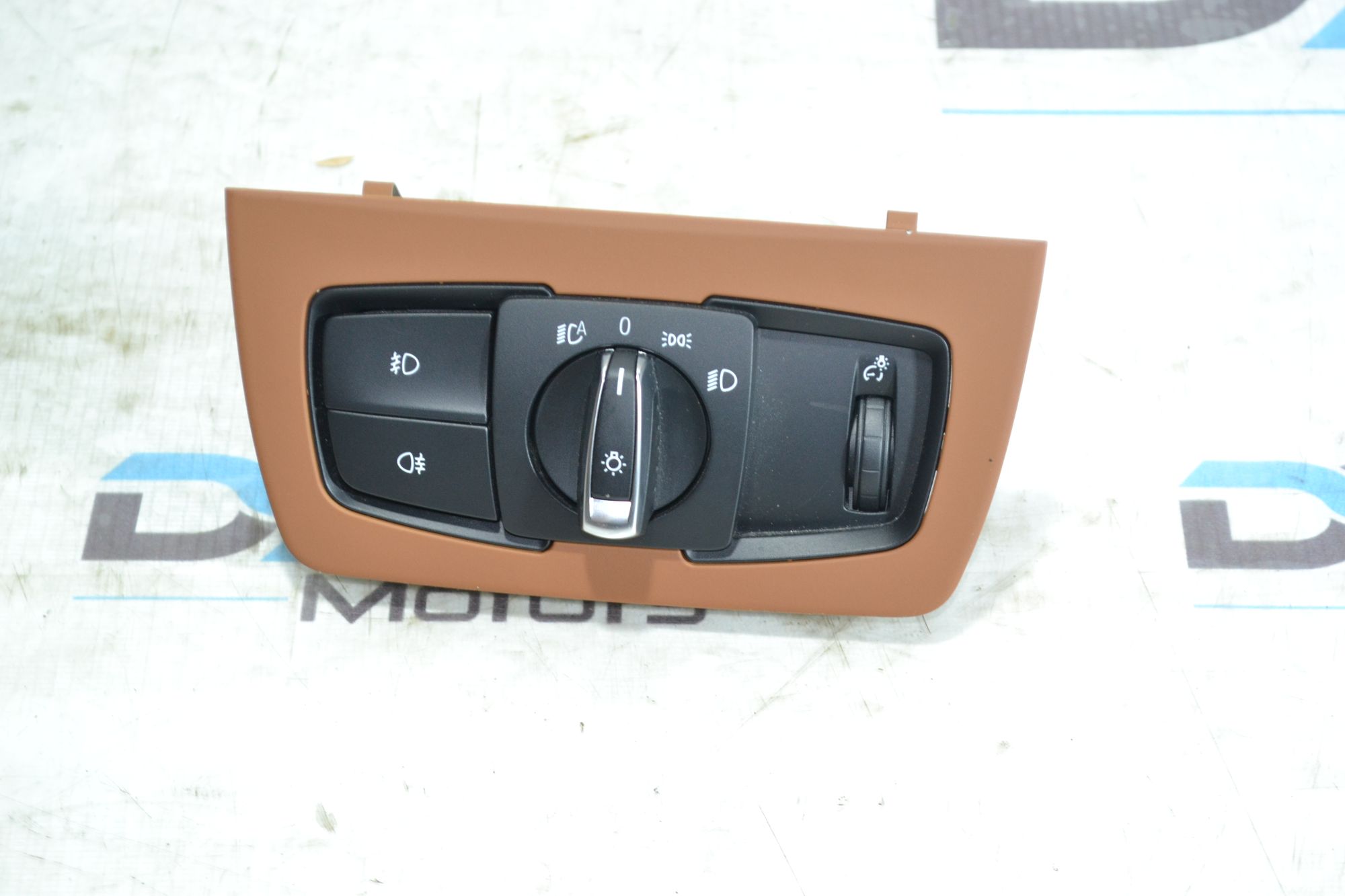 https://ycs.partsauto.market/partsauto-images/thmbs/userImages/b7628e092085f1f91467af1afb6e7630/part/0884737a-79d0-4737-a871-dfcf0a082fb7_1781600204583.jpg