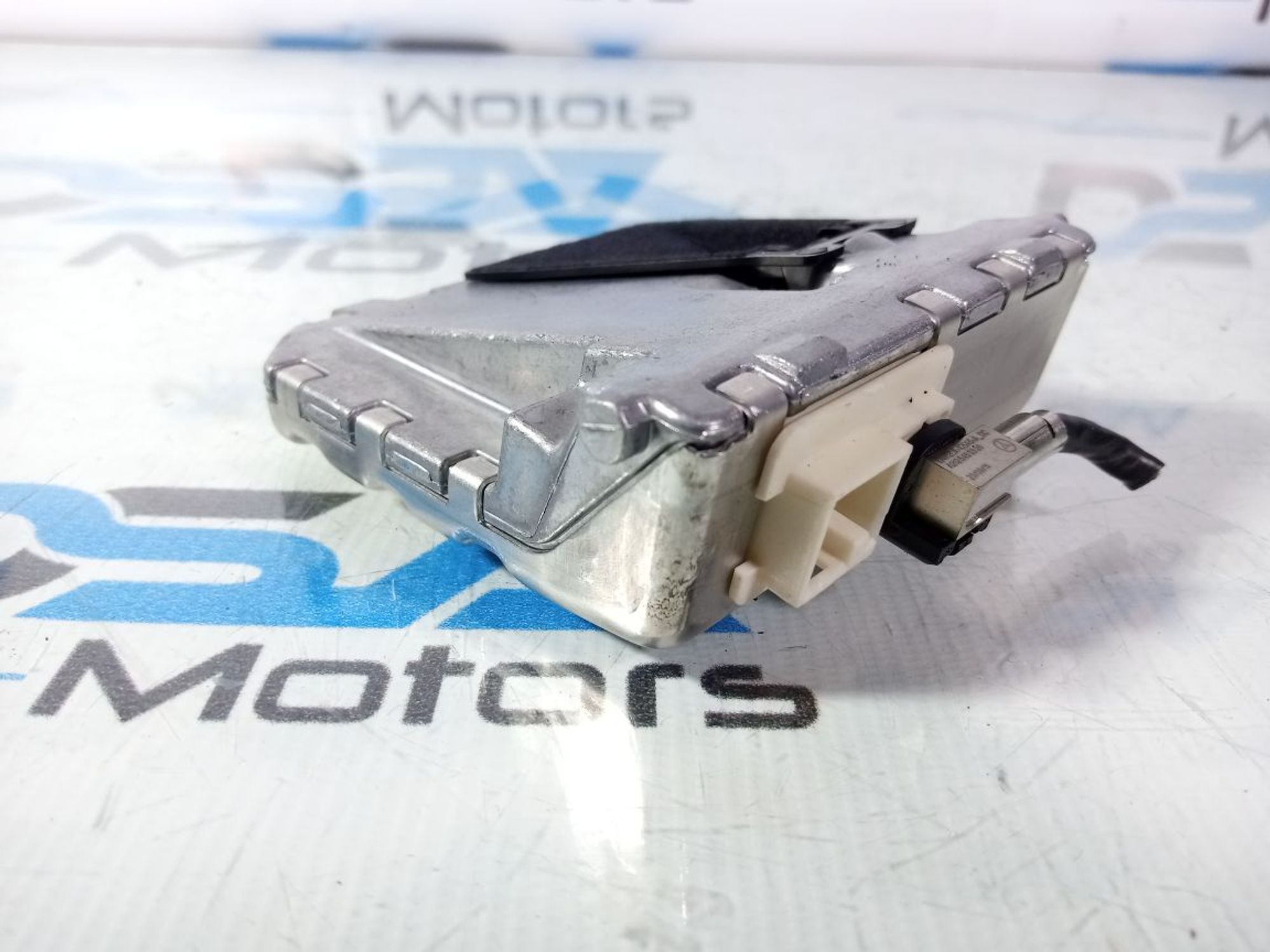 https://ycs.partsauto.market/partsauto-images/thmbs/userImages/b7628e092085f1f91467af1afb6e7630/part/08b86961-cca8-4d14-8047-a4638099446e_1740750946193.jpg