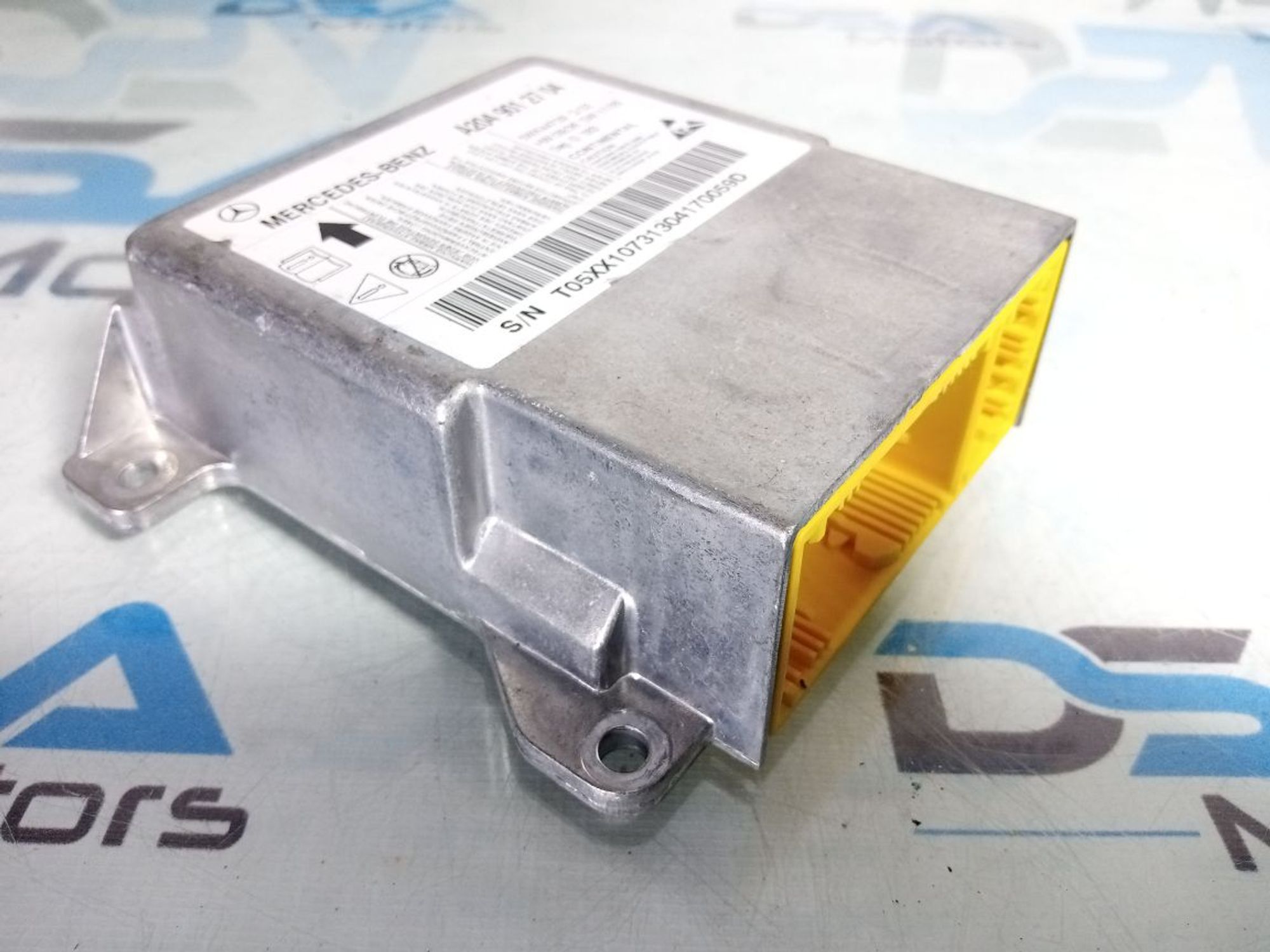 https://ycs.partsauto.market/partsauto-images/thmbs/userImages/b7628e092085f1f91467af1afb6e7630/part/08f21fc9-cb7b-4ef6-a816-fb4a1895ed40_1733767369708.jpg