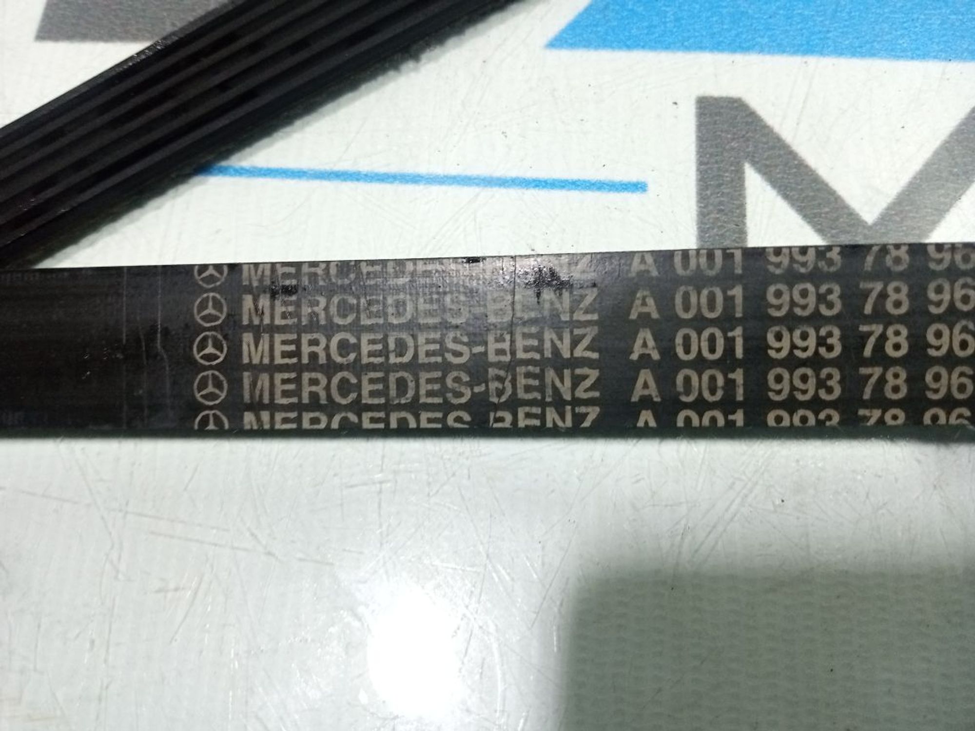 https://ycs.partsauto.market/partsauto-images/thmbs/userImages/b7628e092085f1f91467af1afb6e7630/part/09a16e7e-3d05-4078-b4a0-96fe0ed10d99_1748968458833.jpg