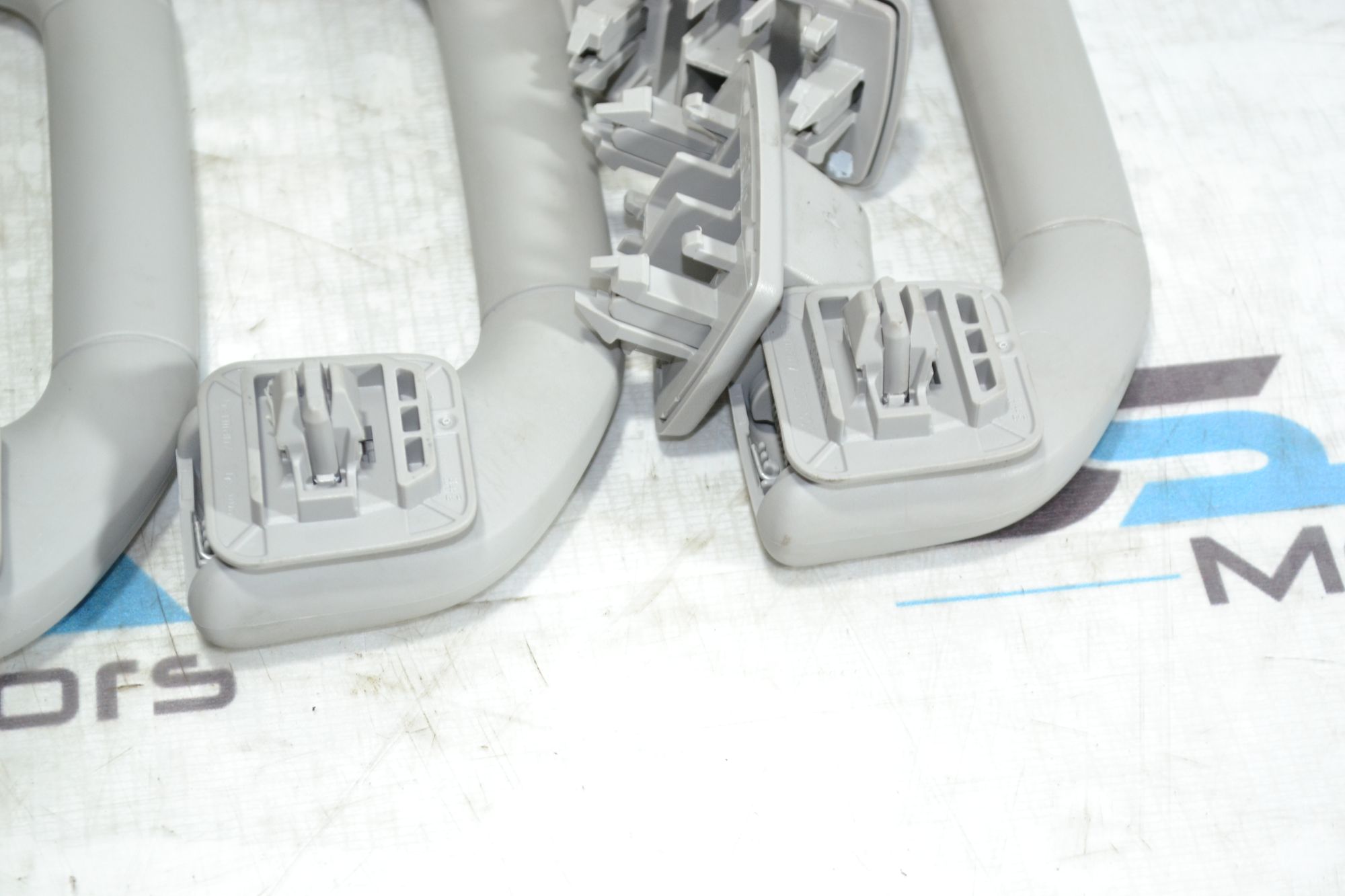https://ycs.partsauto.market/partsauto-images/thmbs/userImages/b7628e092085f1f91467af1afb6e7630/part/09a866f2-9cb6-491f-86a0-eb8adb3210f4_1780901349479.jpg