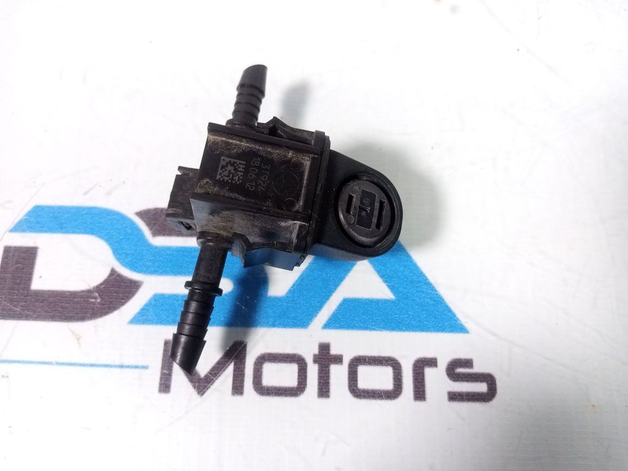 https://ycs.partsauto.market/partsauto-images/thmbs/userImages/b7628e092085f1f91467af1afb6e7630/part/0a6994ad-1170-4f3a-88f9-9ae80abc6660_1727449652612.jpg