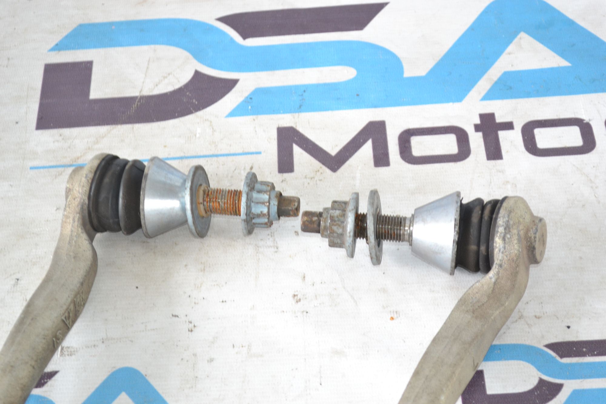 https://ycs.partsauto.market/partsauto-images/thmbs/userImages/b7628e092085f1f91467af1afb6e7630/part/0a779d22-b5ac-4aa2-a9b8-761ec97a36fd_1785328144543.jpg