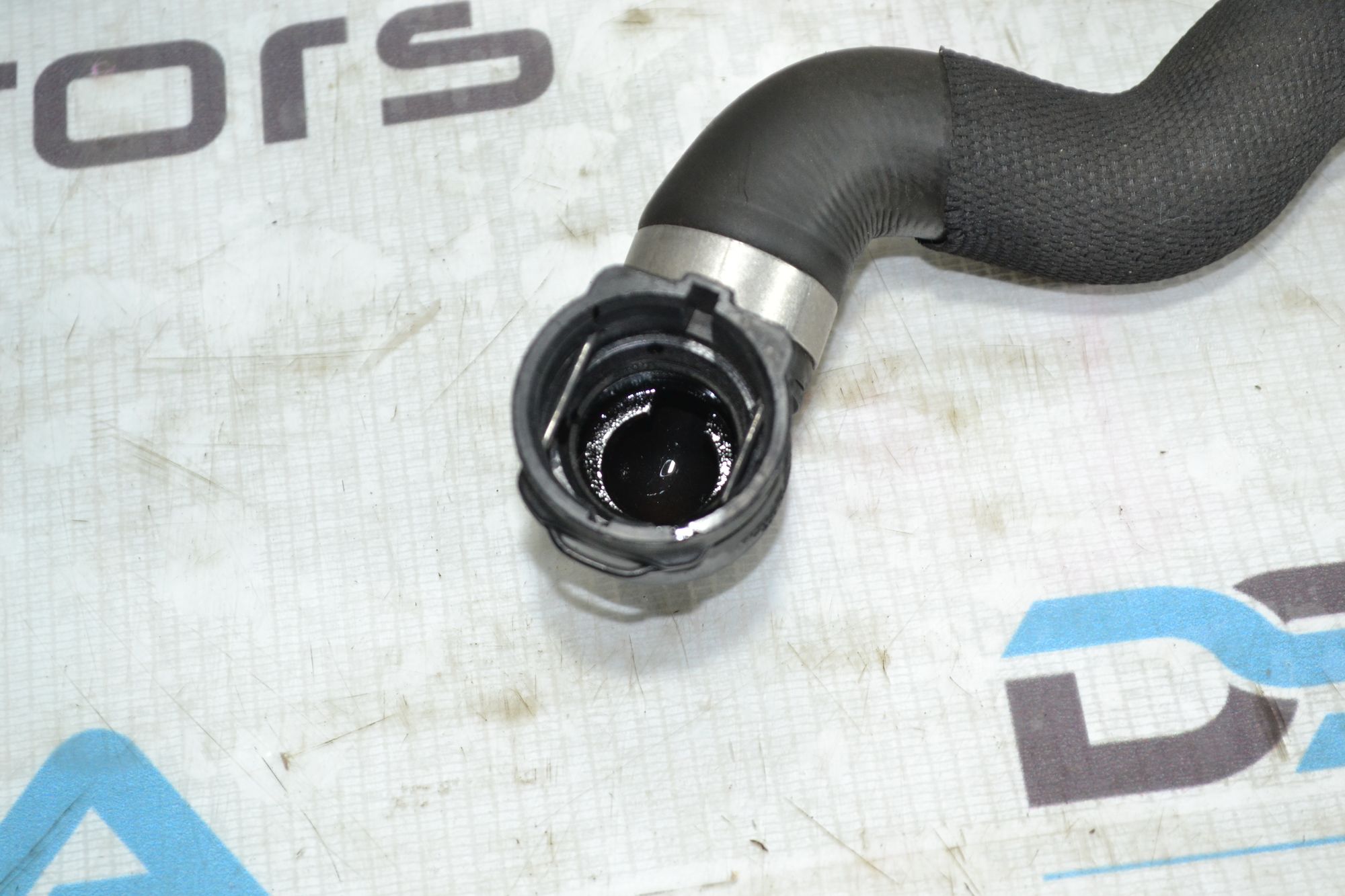 https://ycs.partsauto.market/partsauto-images/thmbs/userImages/b7628e092085f1f91467af1afb6e7630/part/0ac30703-b346-4d85-92d0-bd2564764fb1_1783318138481.jpg
