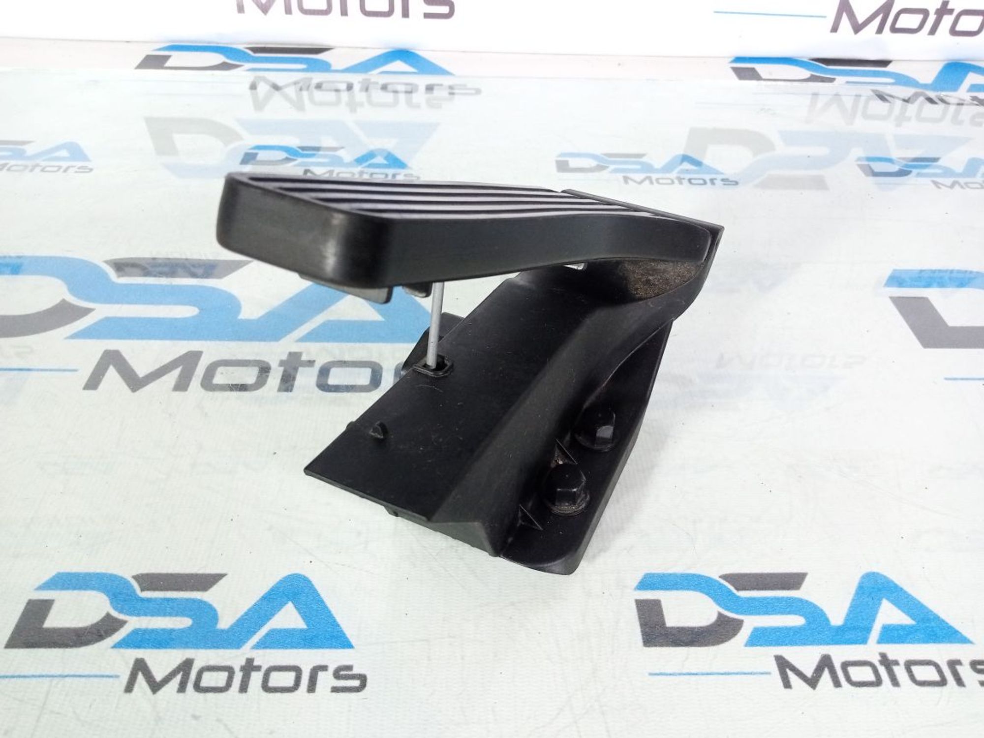 https://ycs.partsauto.market/partsauto-images/thmbs/userImages/b7628e092085f1f91467af1afb6e7630/part/0acf5811-c793-4536-b720-2530ade6bc1e_1740677077155.jpg