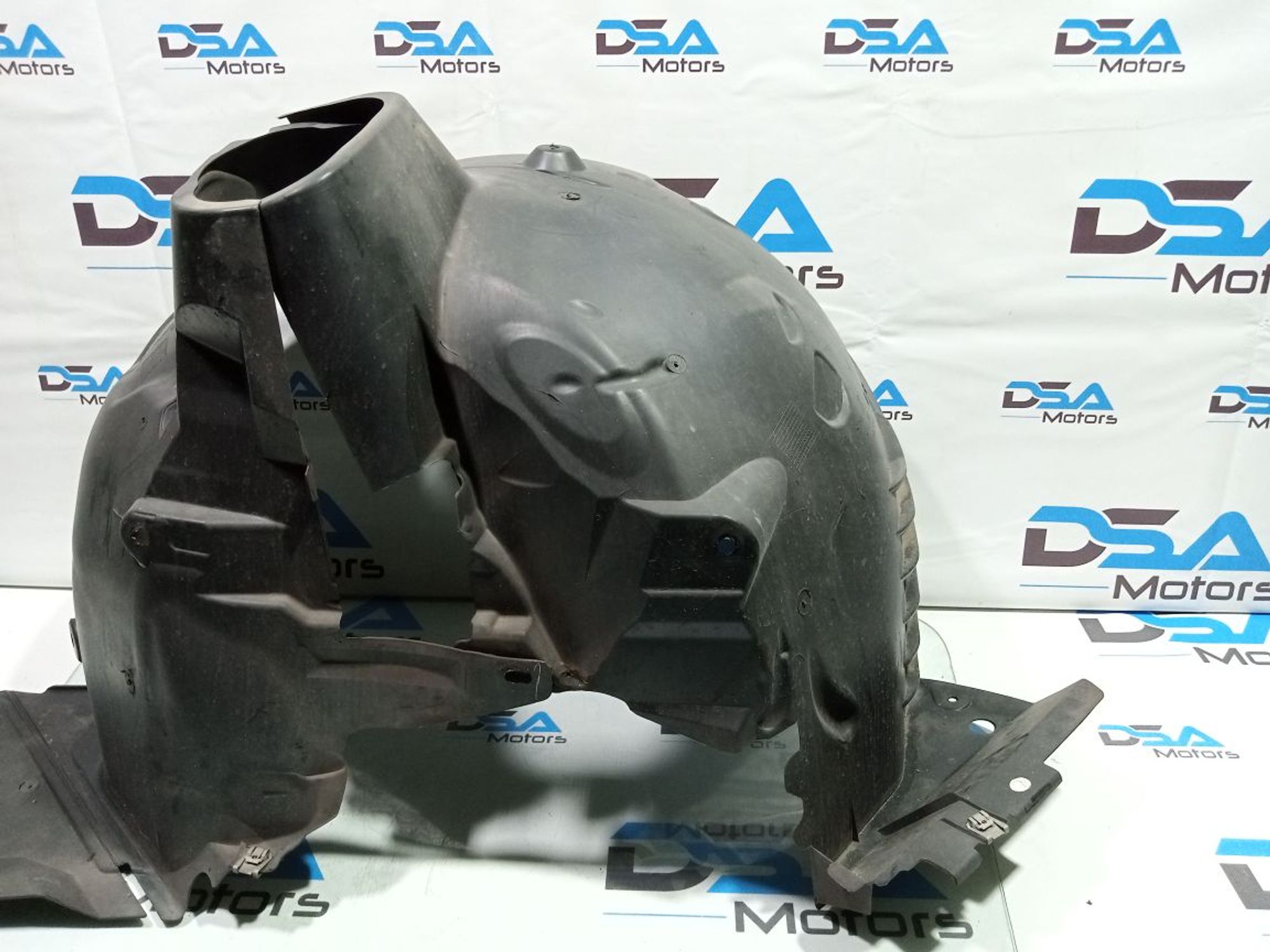 https://ycs.partsauto.market/partsauto-images/thmbs/userImages/b7628e092085f1f91467af1afb6e7630/part/0be33817-042c-4408-aa92-08fa1fd9a53d_1747758532644.jpg
