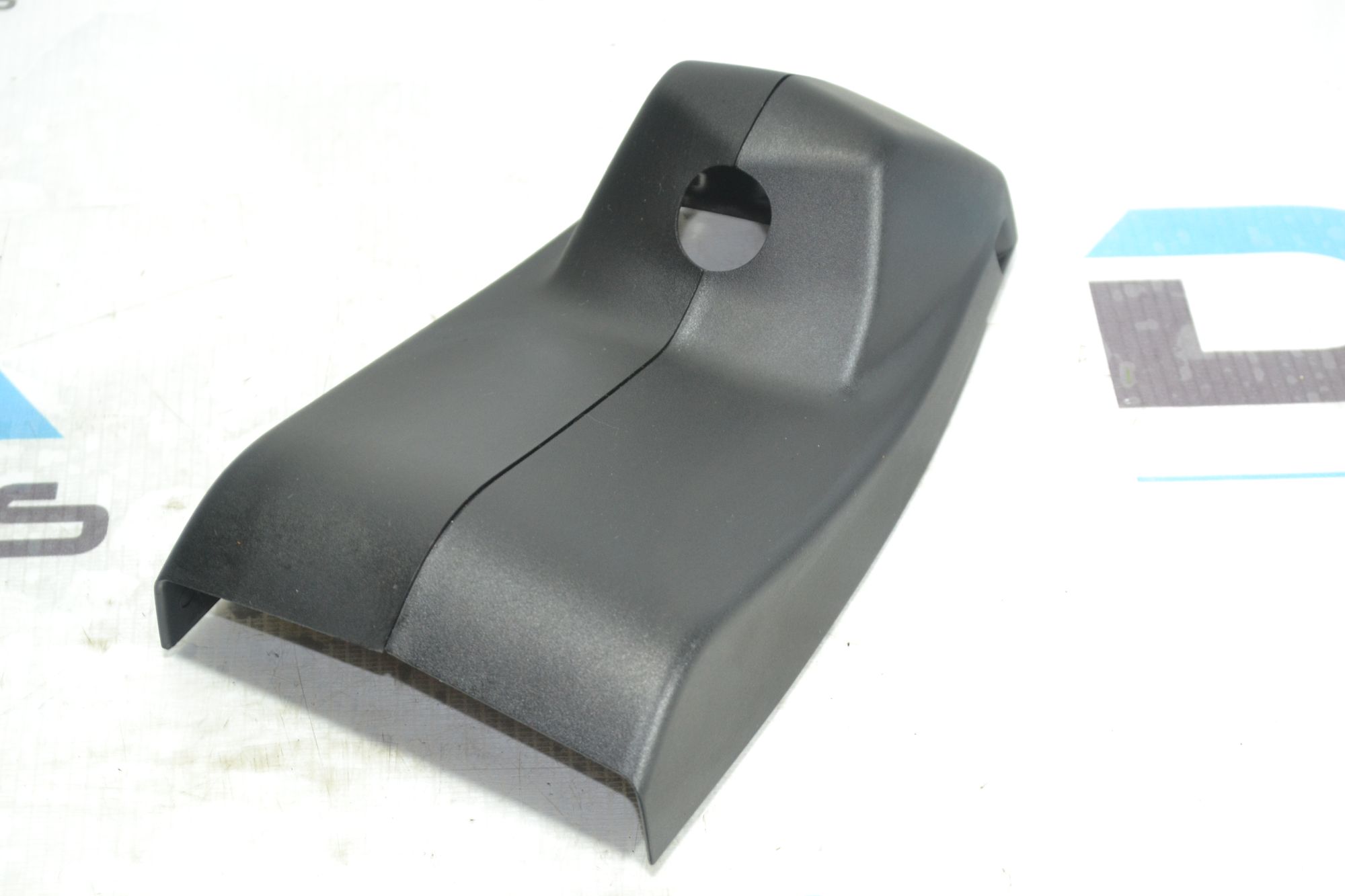 https://ycs.partsauto.market/partsauto-images/thmbs/userImages/b7628e092085f1f91467af1afb6e7630/part/0c008ddd-3293-4e32-aefe-229e7d3a084c_1781158764027.jpg