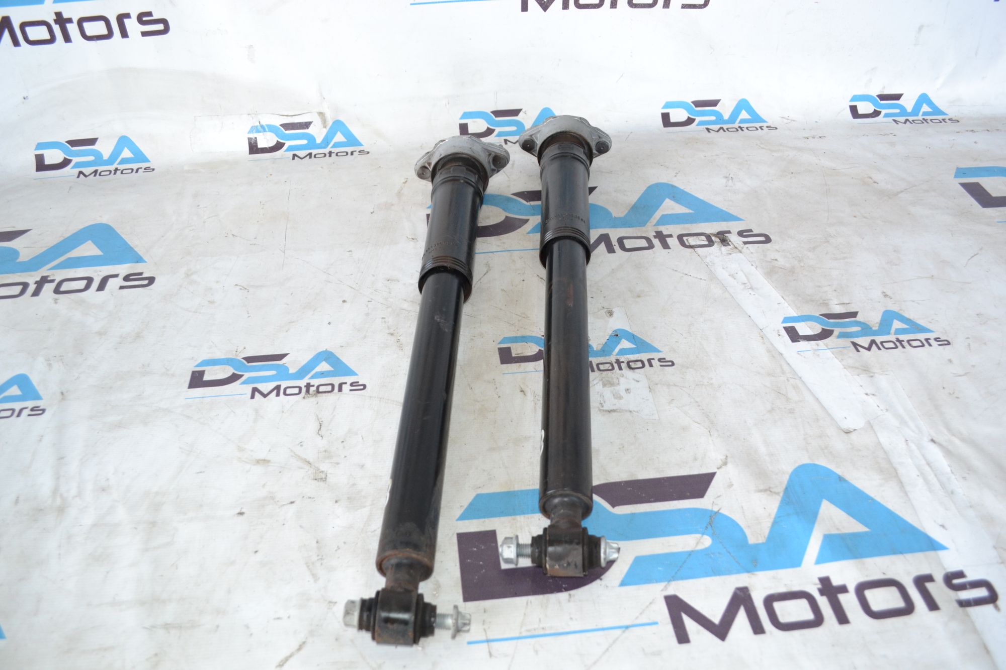 https://ycs.partsauto.market/partsauto-images/thmbs/userImages/b7628e092085f1f91467af1afb6e7630/part/0c3a67ae-b7d4-45ec-815c-3245861c1b20_1785149031034.jpg