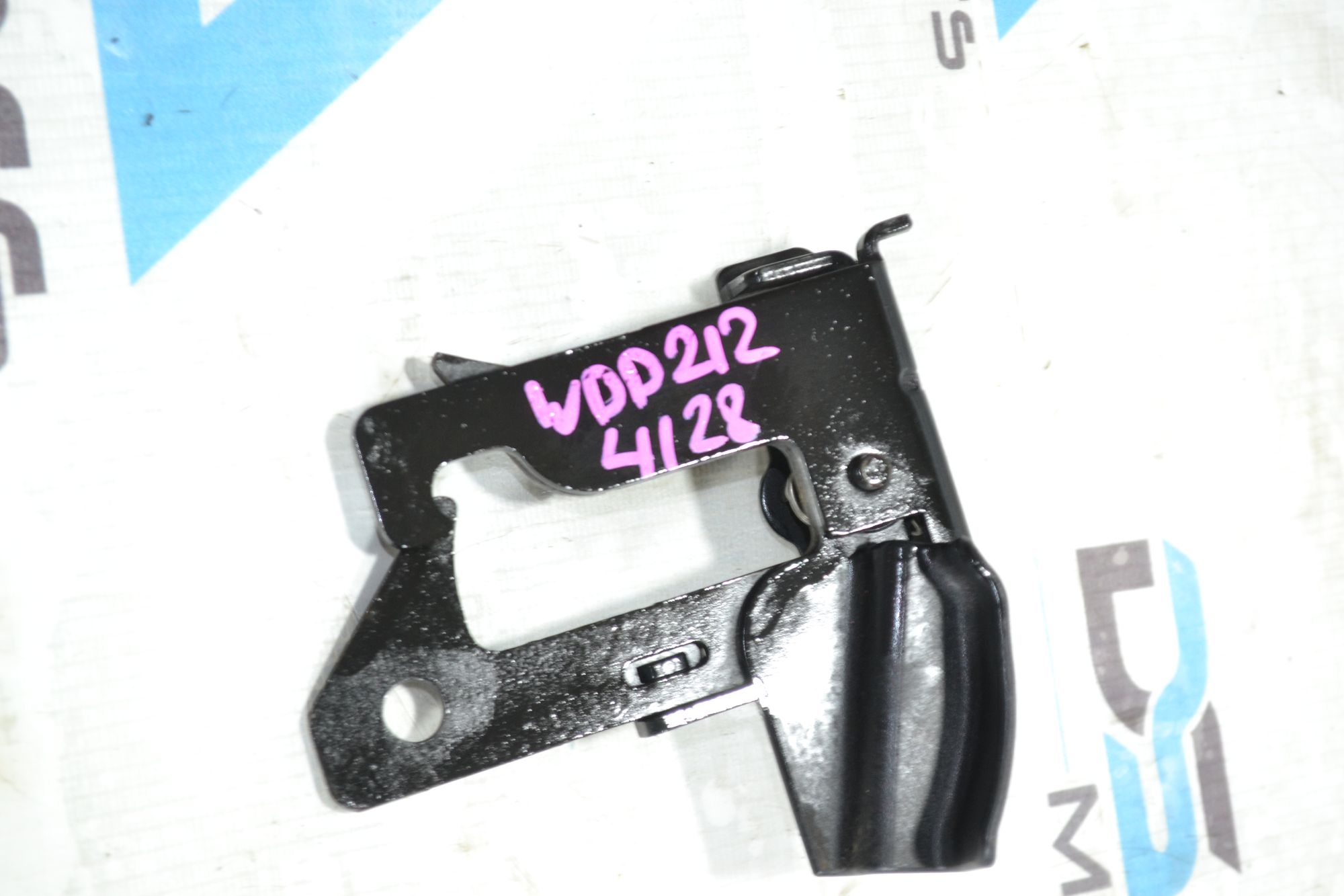 https://ycs.partsauto.market/partsauto-images/thmbs/userImages/b7628e092085f1f91467af1afb6e7630/part/0c3db149-b78e-4e8b-9cea-4ee1c44226b9_1780927593276.jpg