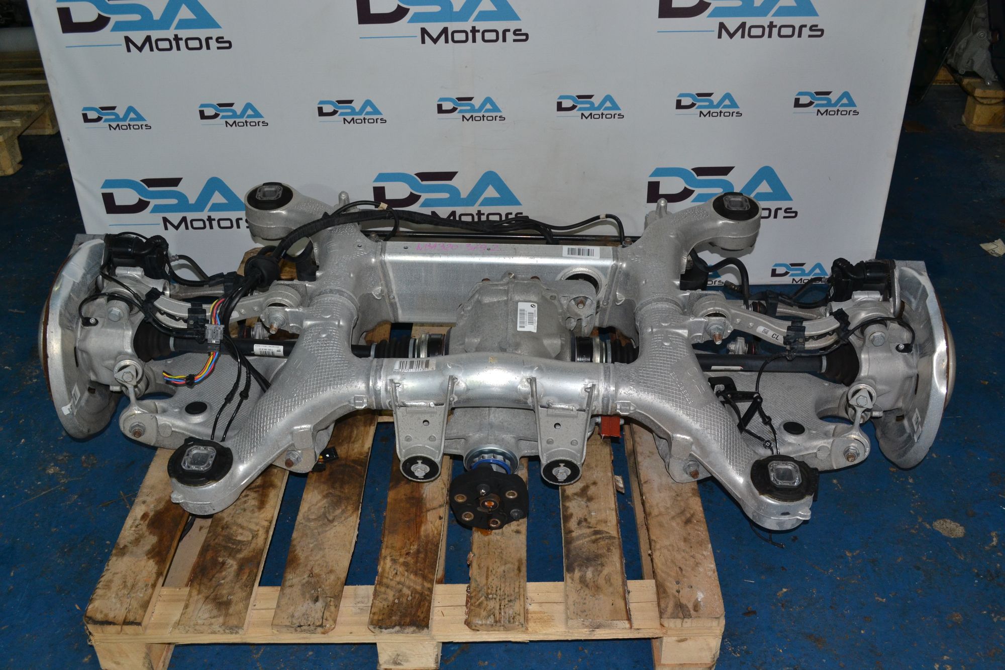 https://ycs.partsauto.market/partsauto-images/thmbs/userImages/b7628e092085f1f91467af1afb6e7630/part/0c5bbdf8-b807-4f1c-a153-f2ab7db42e25_1779439853395.jpg