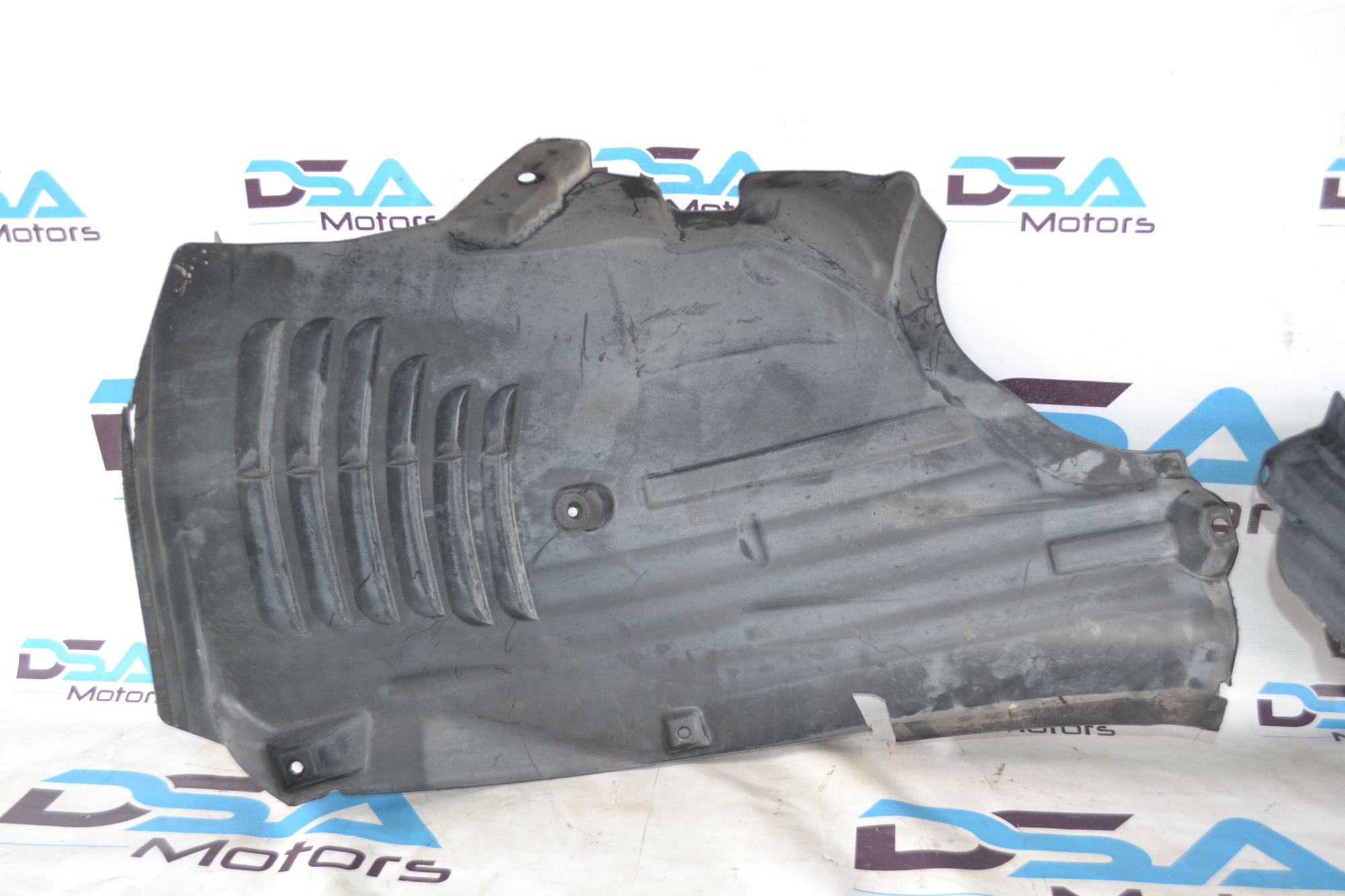 https://ycs.partsauto.market/partsauto-images/thmbs/userImages/b7628e092085f1f91467af1afb6e7630/part/0ced7514-8a5d-4937-8985-c4de9e5df4cf_1785136609104.jpg