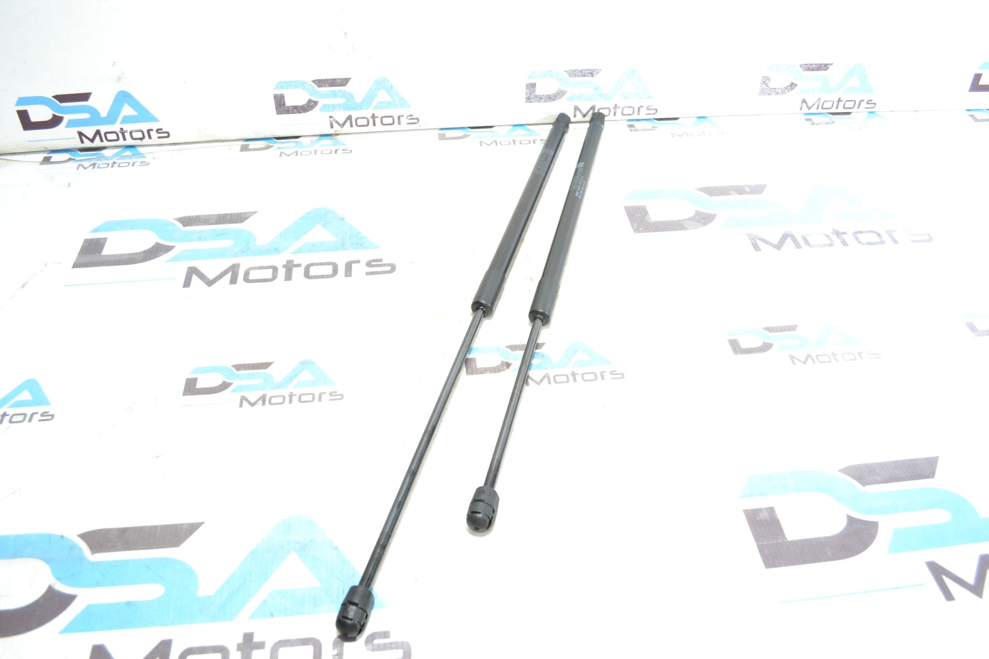 https://ycs.partsauto.market/partsauto-images/thmbs/userImages/b7628e092085f1f91467af1afb6e7630/part/0d11d998-0517-4b29-82f1-e0dfeeb5412a_1785393248614.jpg