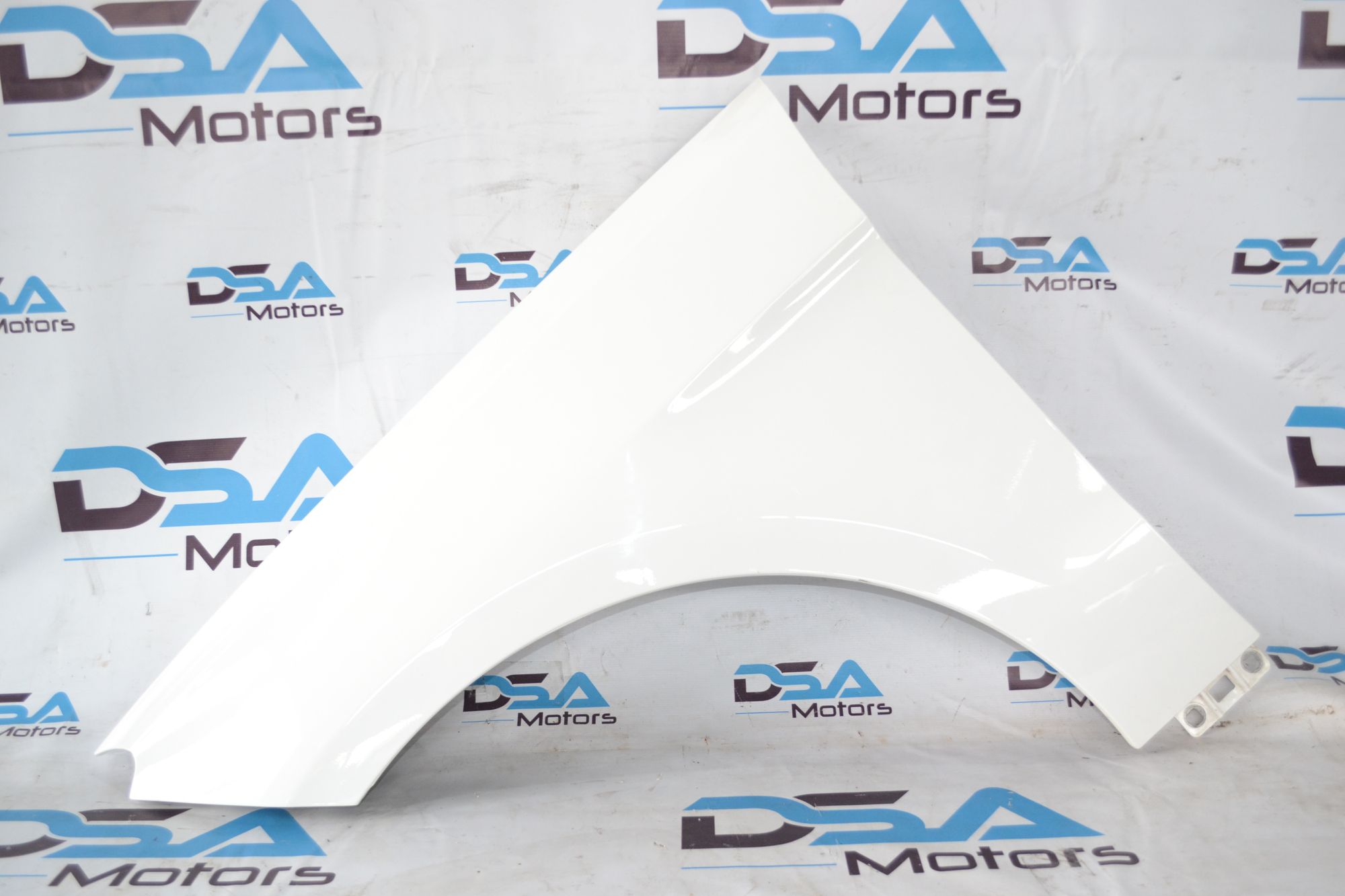 https://ycs.partsauto.market/partsauto-images/thmbs/userImages/b7628e092085f1f91467af1afb6e7630/part/0d770d30-340f-45ba-8e46-1384b30ab881_1784110815301.jpg